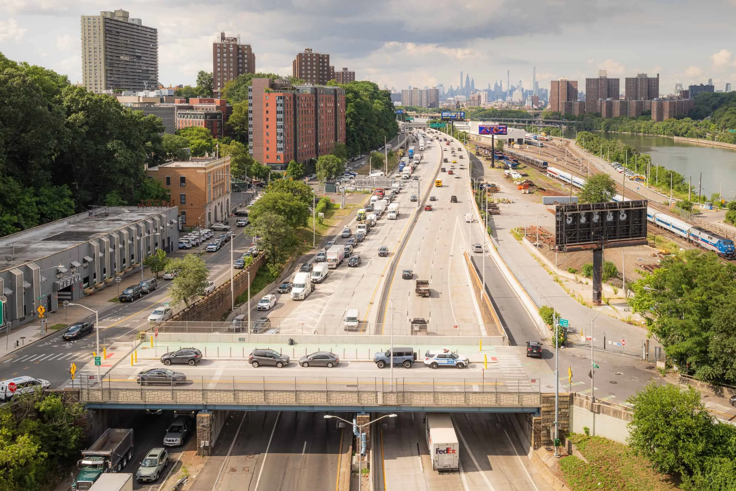 Bronx from the High Bridge.jpg