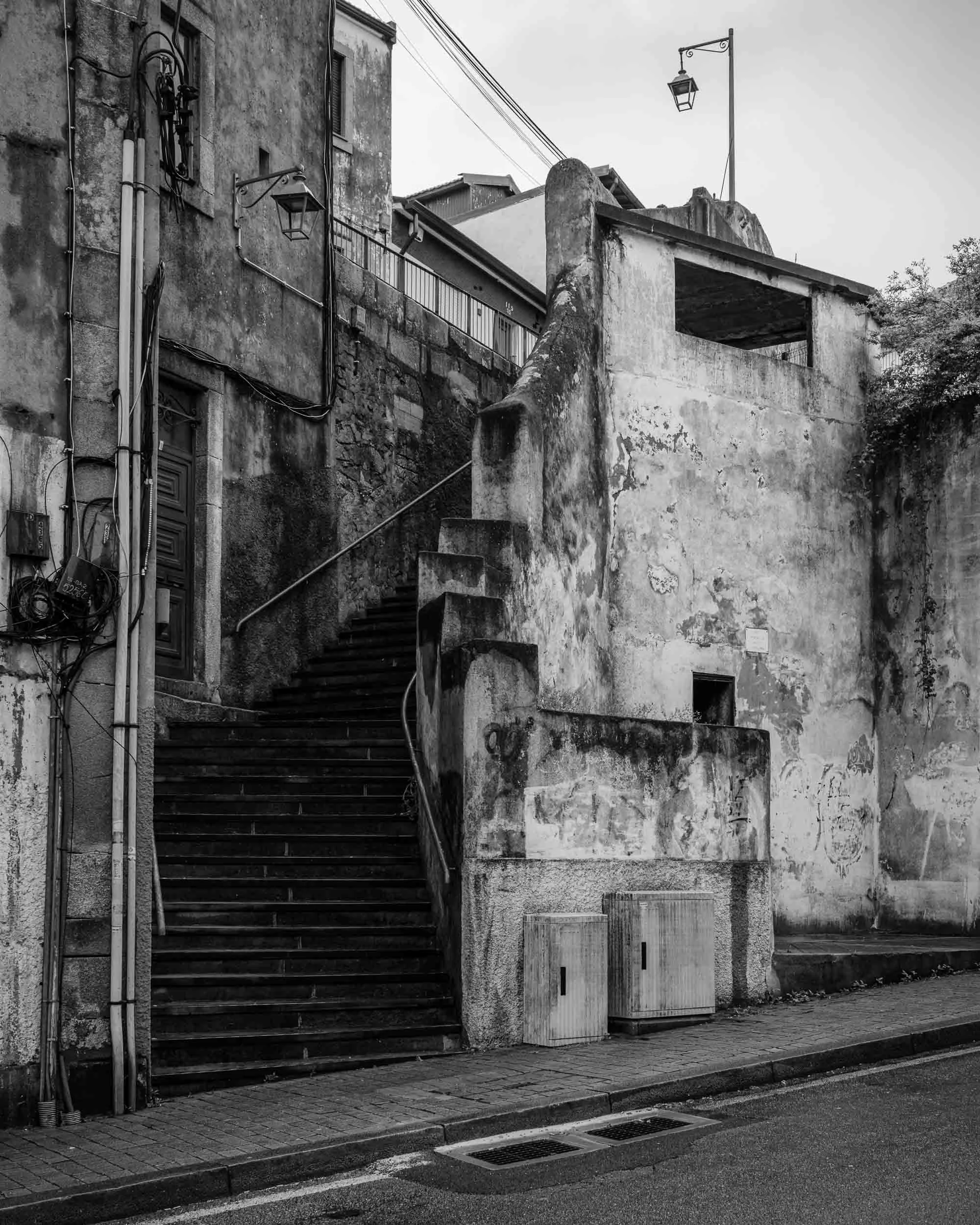 Stairs in Vila de Gaia (NEW).jpg