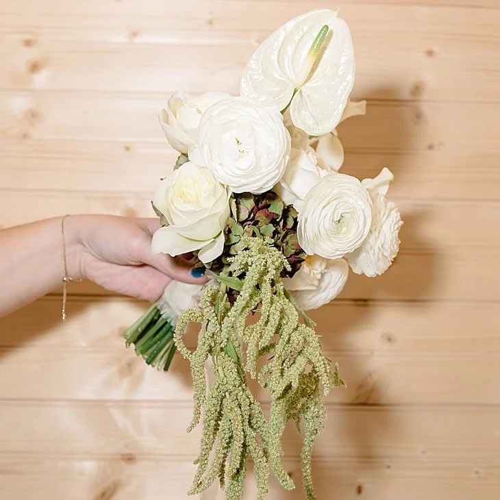 Busy in the studio with spring prep! The first few weddings of the year are some cutie pastel palettes with some fresh and in-season blooms 🌸

Reach out if you&rsquo;re starting to plan your 2027 events 

Photo by the lovely @ashleeemersonphotograph