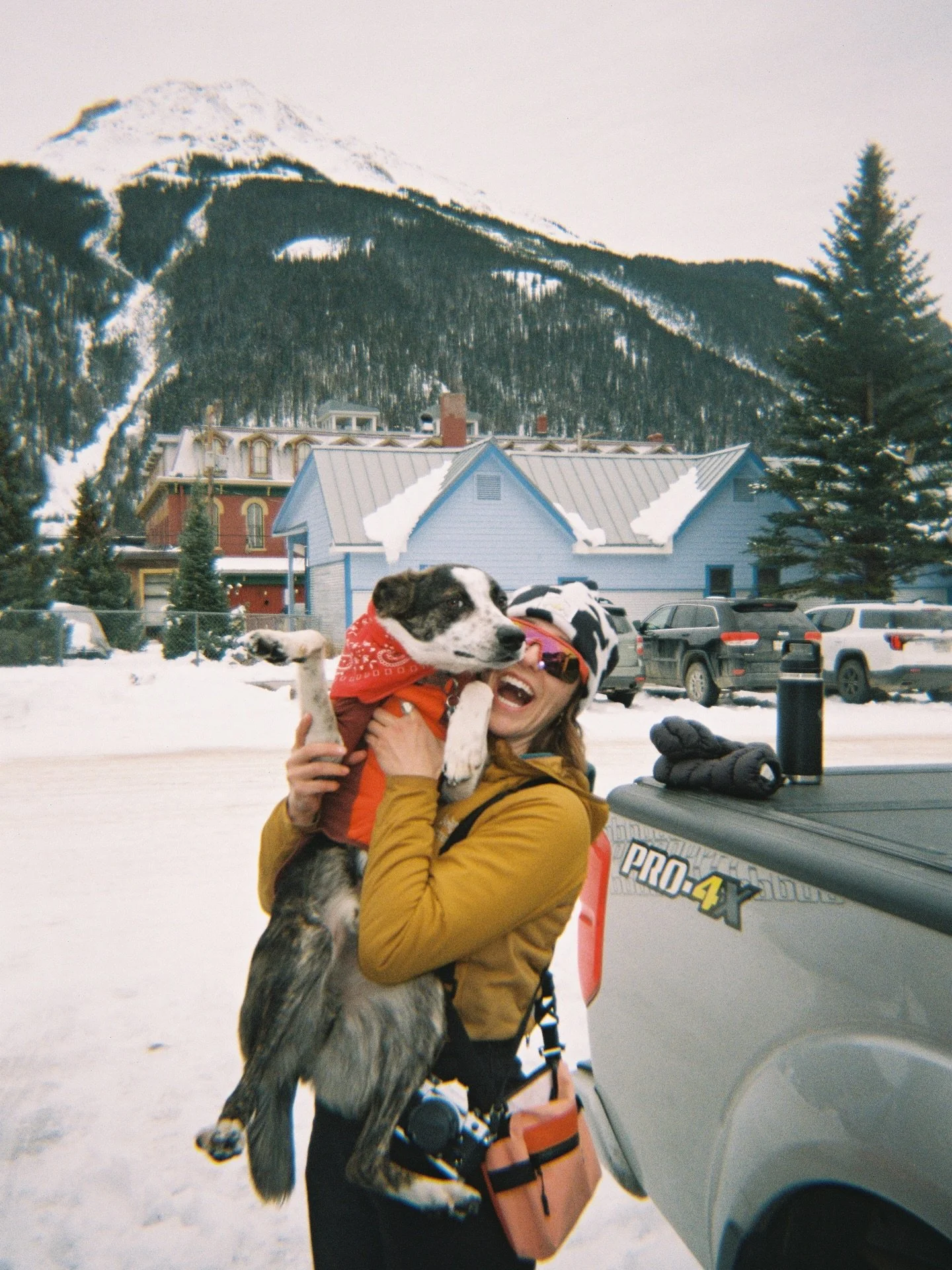 Didn&rsquo;t have enough snaps from March for my monthly round up so here&rsquo;s some random shots for a &ldquo;rest of winter&rdquo; dump xx 

#westernartist #westernwallart #westernillustration #durangoartist #coloradoartist #cowgirlart #southwest