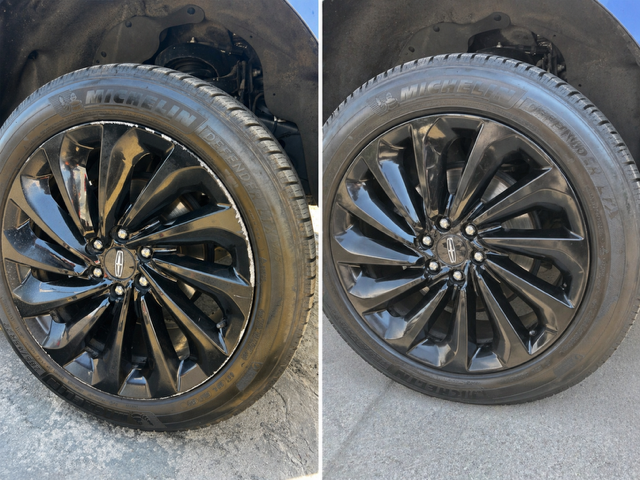 Before and after of gloss black Lincoln Navigator rim repair