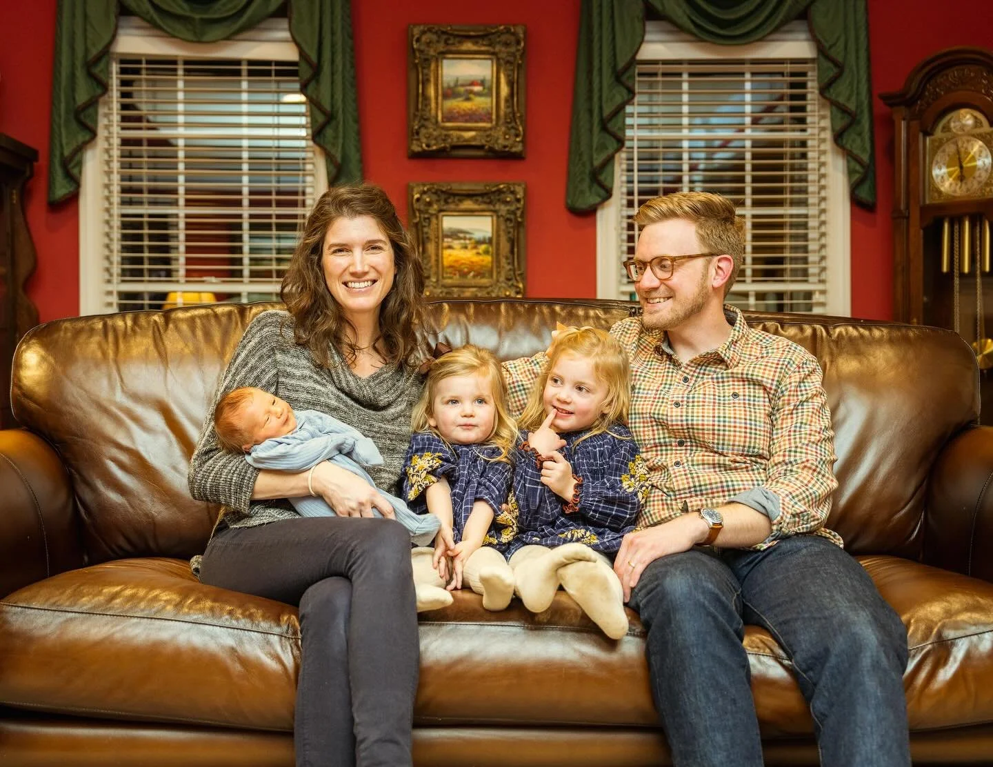 First Thanksgiving as a family of five 🦃🦃🦃🦃🦃

📸: @t1l3ro