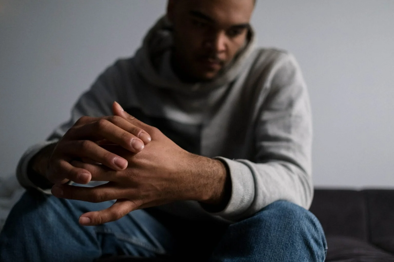 Emotionally Numb: Why So Many Men Feel Empty Inside—And How to Reclaim Your Humanity (Australian Edition)