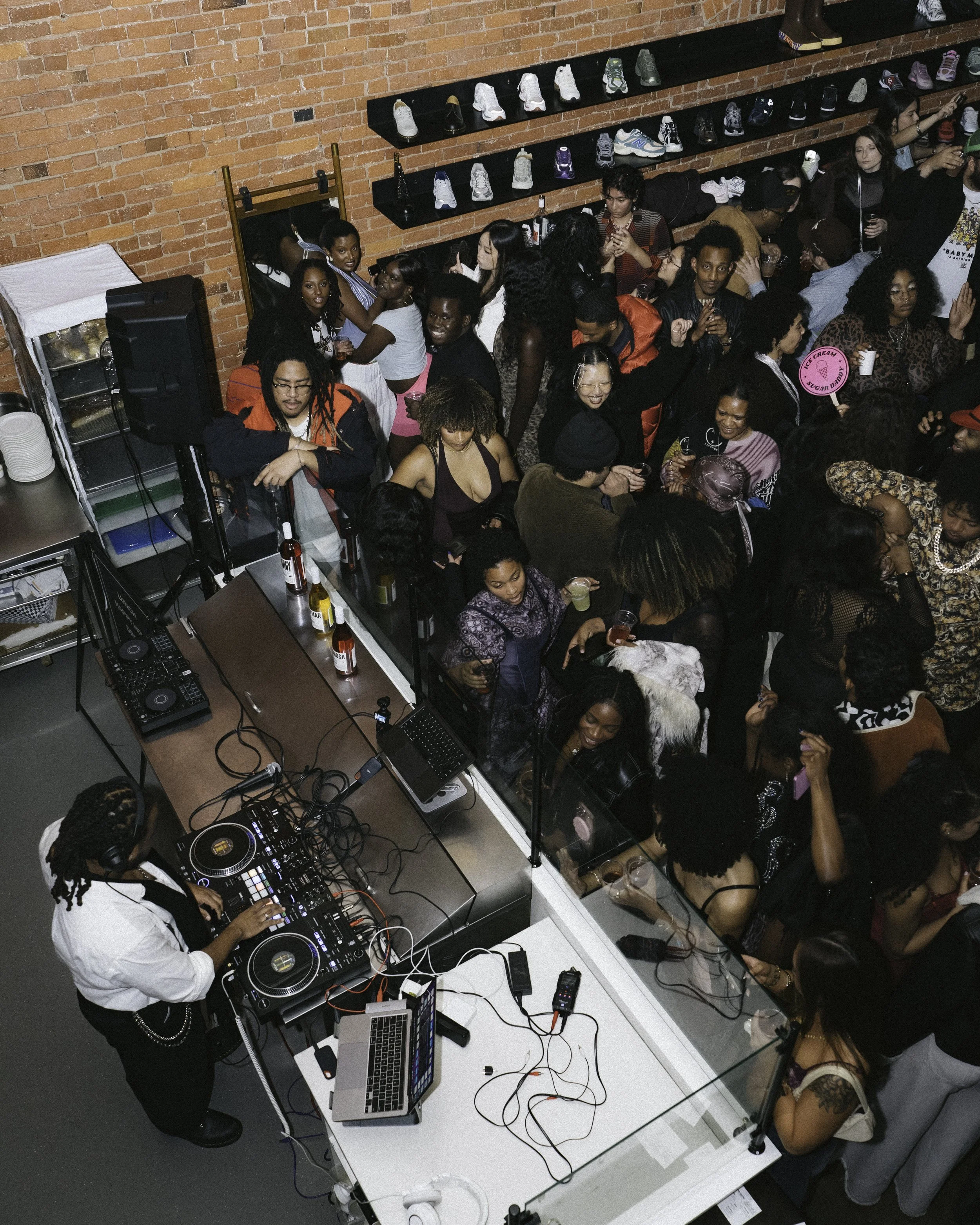 Garment Radio New Years-0340.jpg