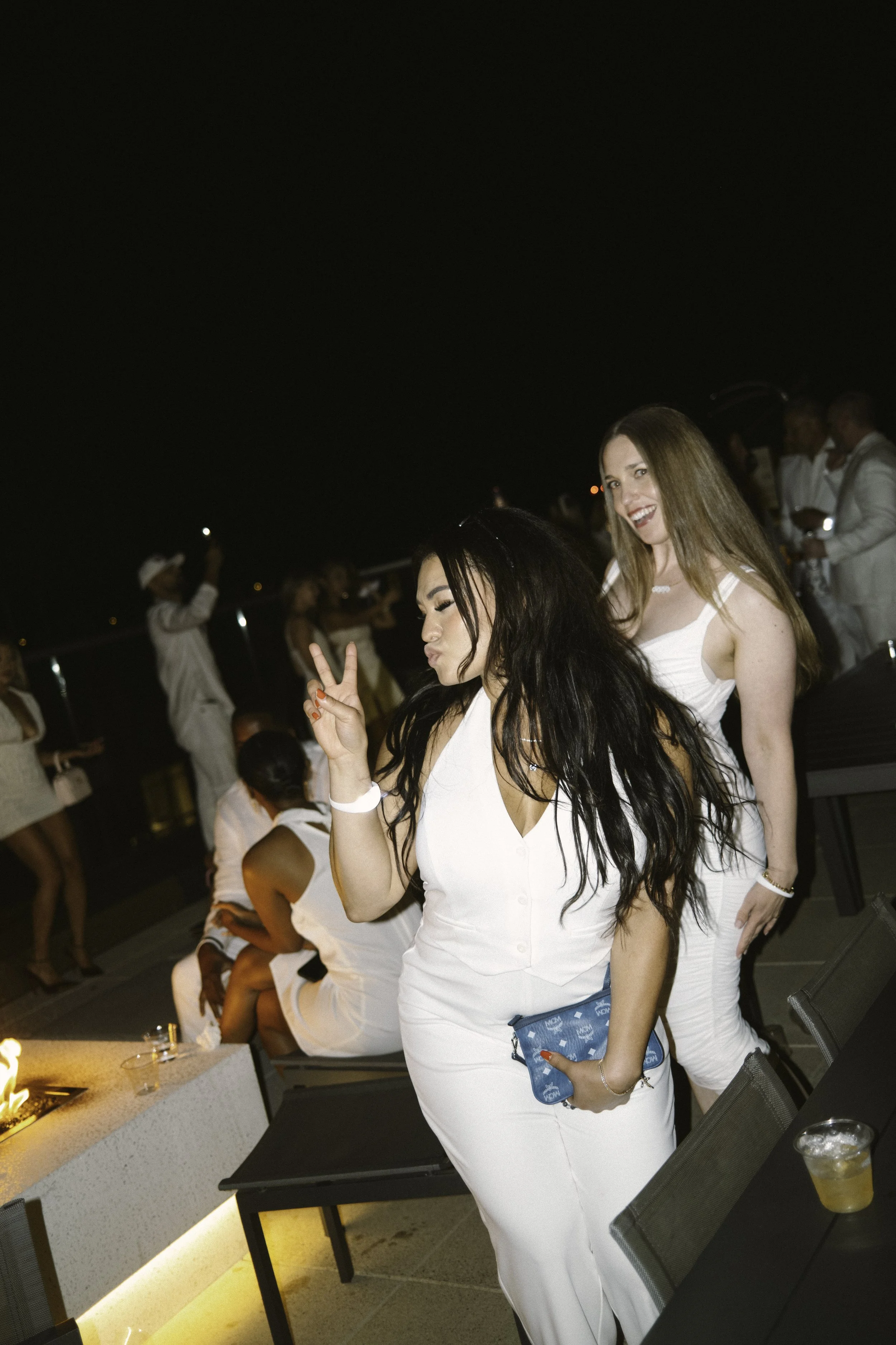 @lifebyrou - whiteparty 1.jpg