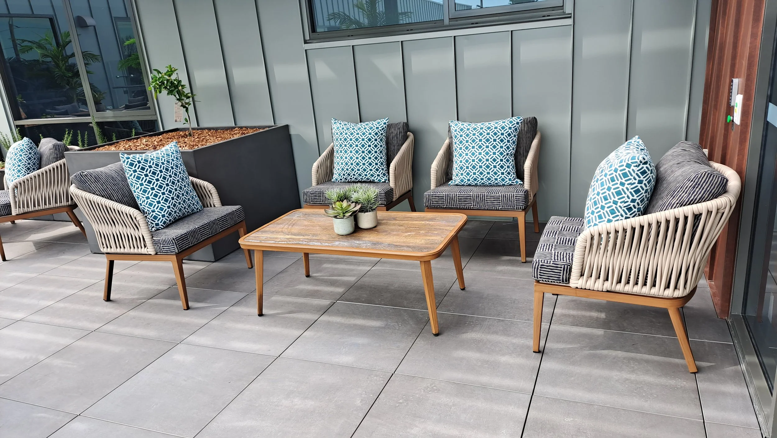 Pacific Lounge Insitu.jpg