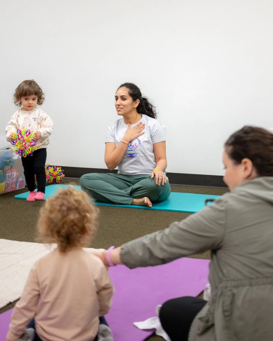 Toddler Yoga isn&rsquo;t just for toddlers.
It&rsquo;s for babies, parents, and even grandparents too.

Thanks Laro Tayo families for joining @muditacircles in stretching, breathing, and moving together because wellness is better when it&rsquo;s shar