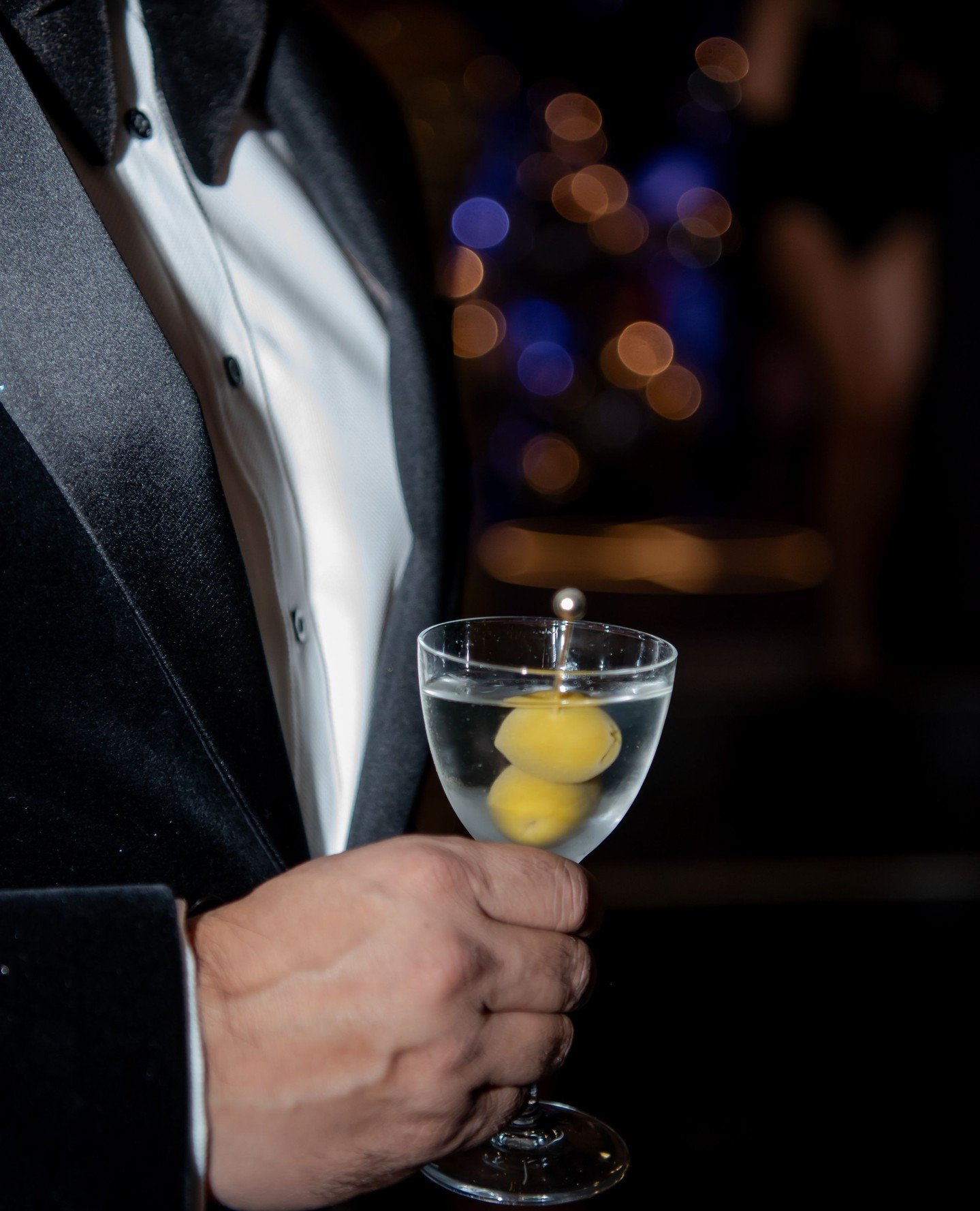 Shaken or stirred? You can't go wrong with some martinis to kick off your event.⁠
⁠
Explore our beverage packages on our website, linked in our bio. From classic cocktails to bespoke drinks, our team are here to tailor your beverage menu to your even