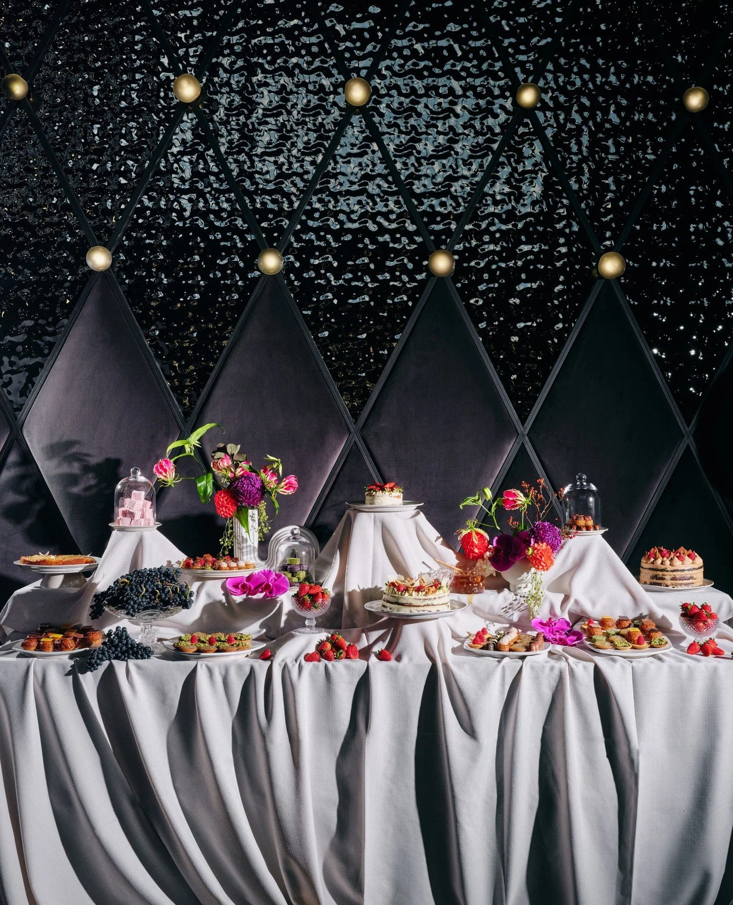 End your event on a sweet note with our beautifully curated dessert stations - designed to delight your guests and add that extra touch of indulgence. The perfect way to make your celebration feel even more special.⁠
⁠
Discover more on our website vi