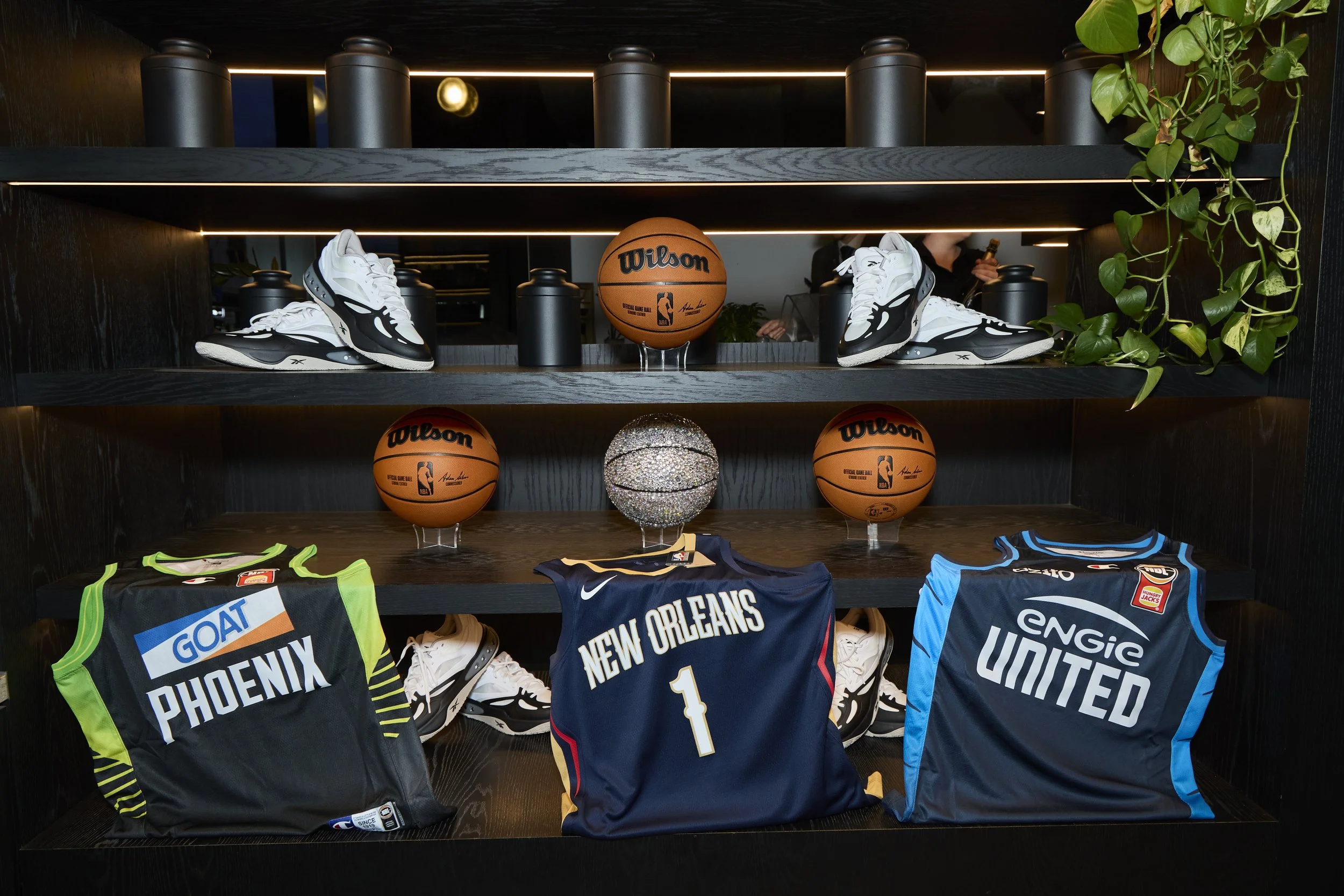 NBAxNBL_011025_0007_PBTxUcXf.jpg