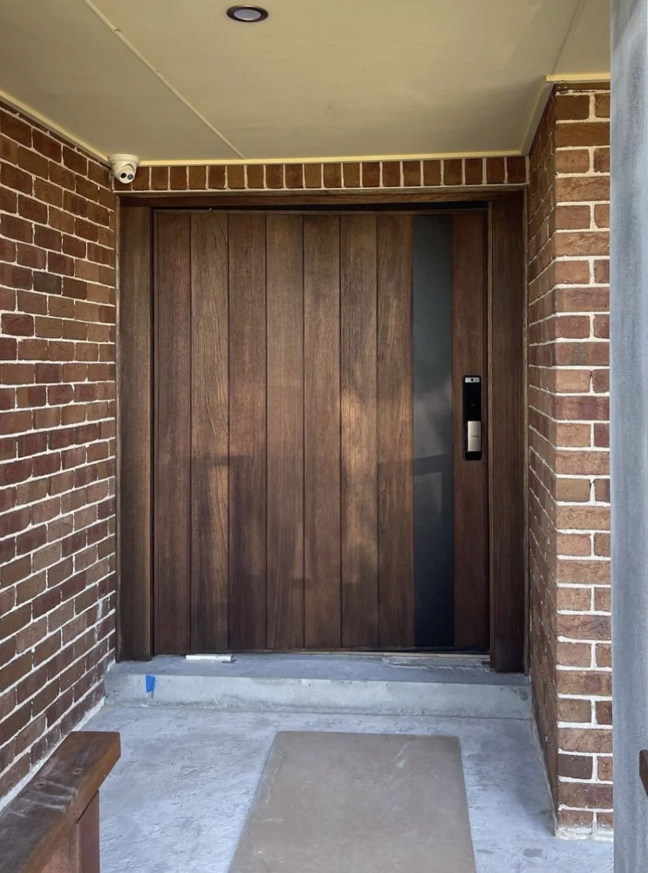 Pivot Door Hills District