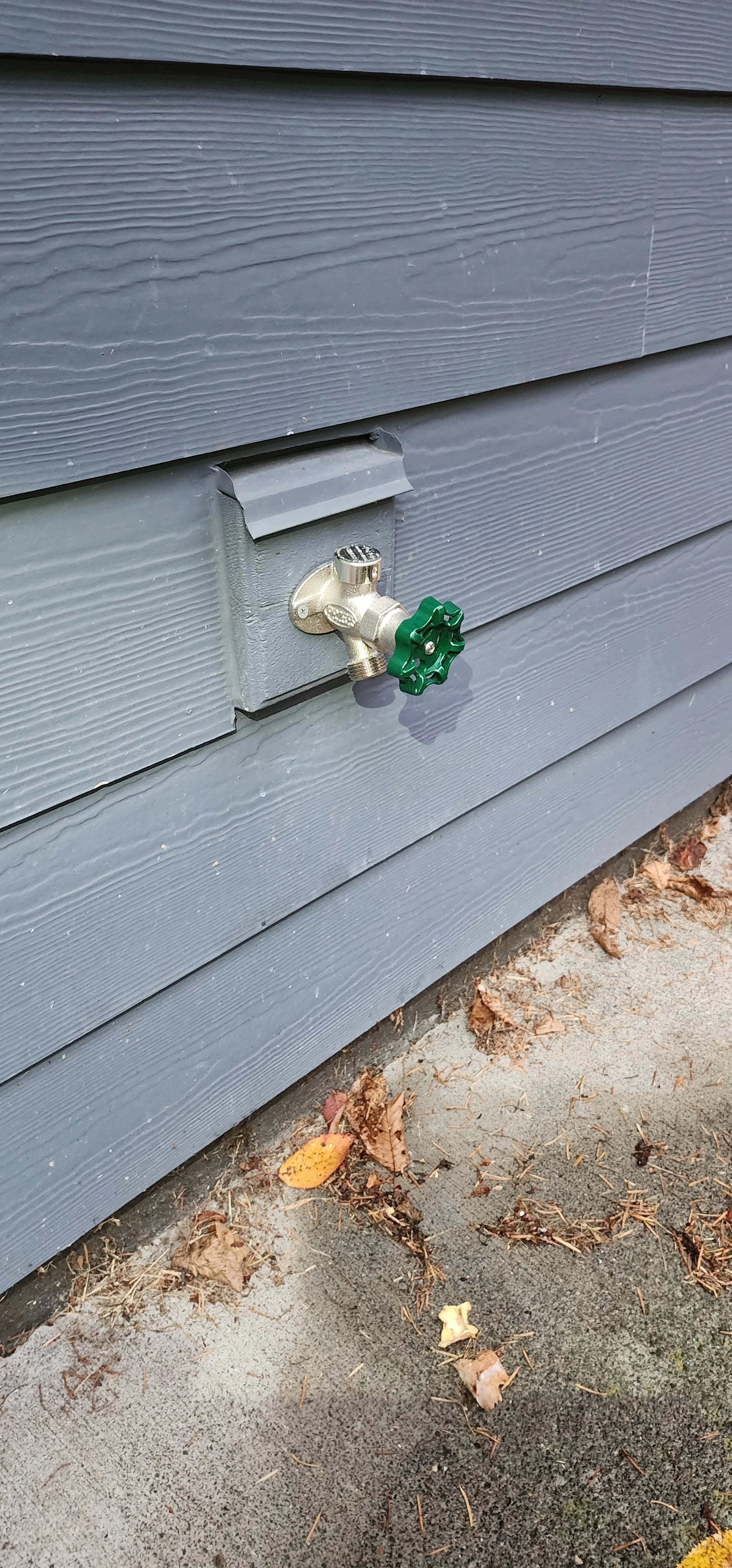 New hose faucet after the homeowners had froze and burst near Battle Ground, WA