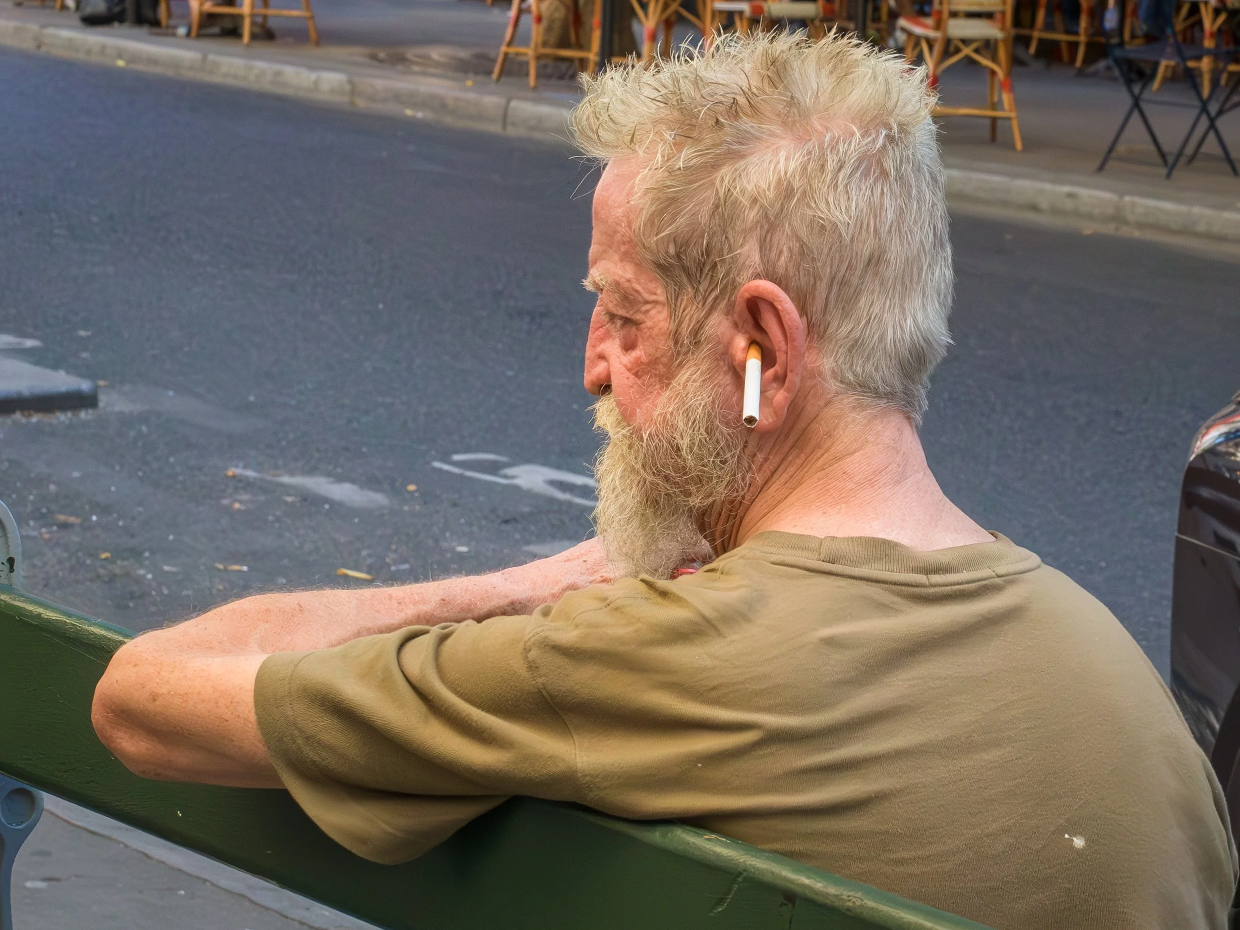 Laura Williams Photography_street scene_cigarette_vancouver-21.jpg