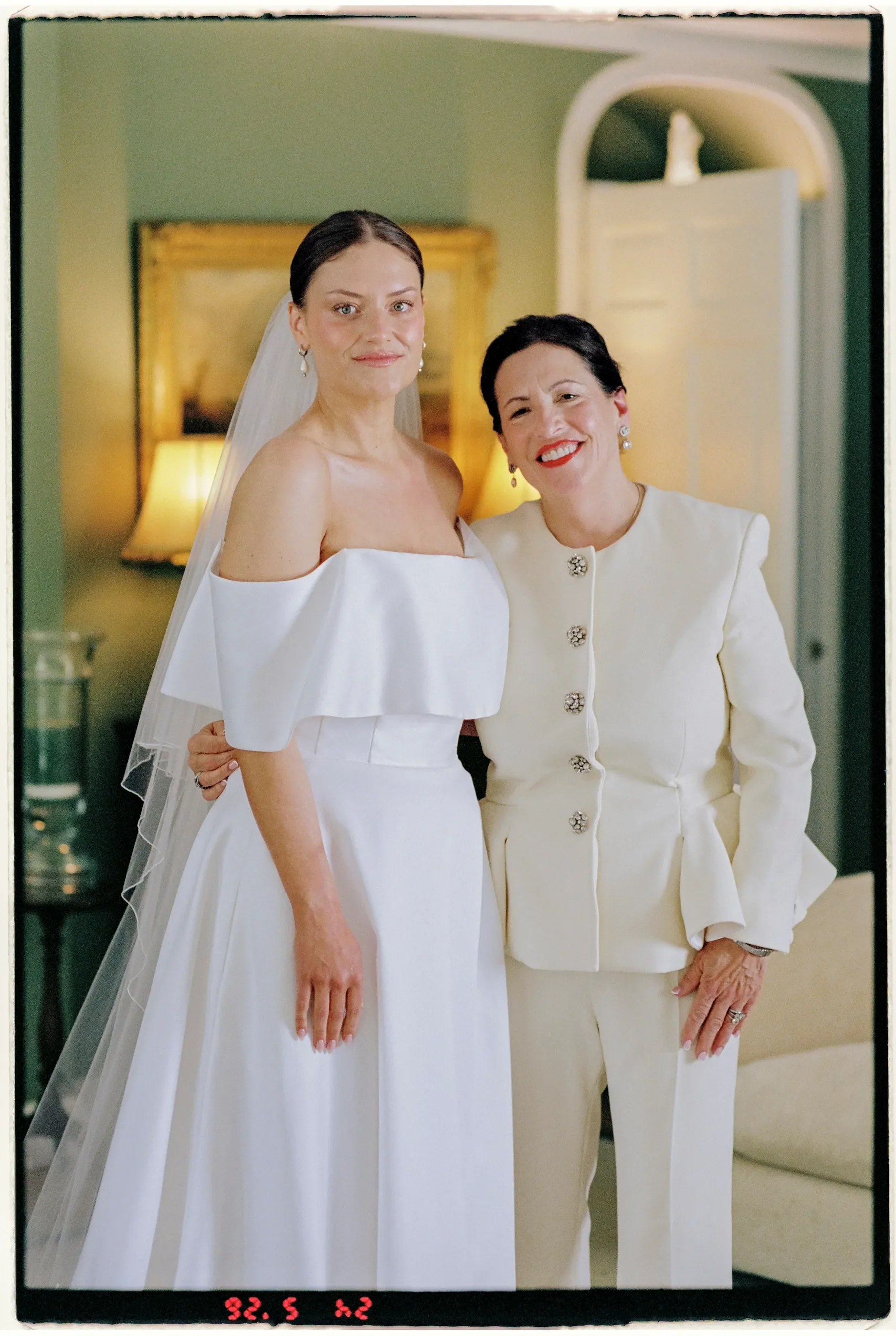 STUDIONIZON_260524_R+J_Scans_SneakPeek_006.webp