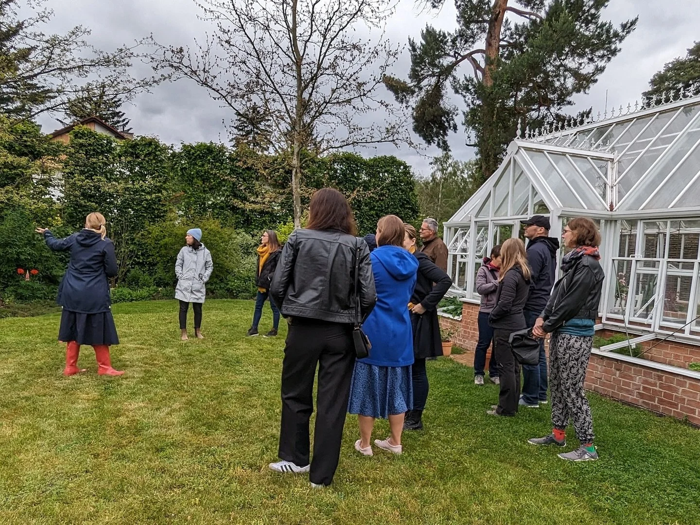 Dal&scaron;&iacute; ročn&iacute;k Kl&aacute;novick&yacute;ch zahrad je za n&aacute;mi 🪴

Bylo v&iacute;ce zahrad, předn&aacute;&scaron;ek, projekc&iacute;, aktivit pro děti a převev&scaron;&iacute;m skvěl&eacute; atmosf&eacute;ry. 

Byli jste? 
O to