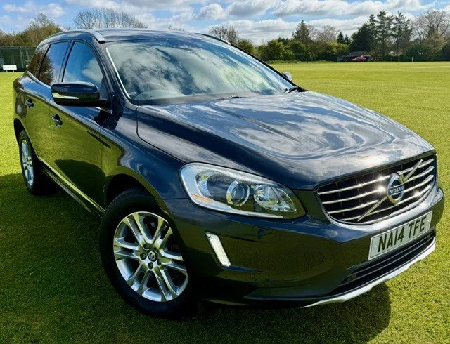 VOLVO XC60 SE LUX NAV AWD 2.4 D4 2014 MANUAL
