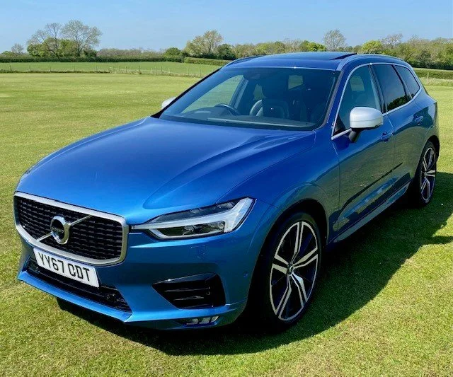 VOLVO XC60 R-DESIGN PRO D4 AWD AUTO