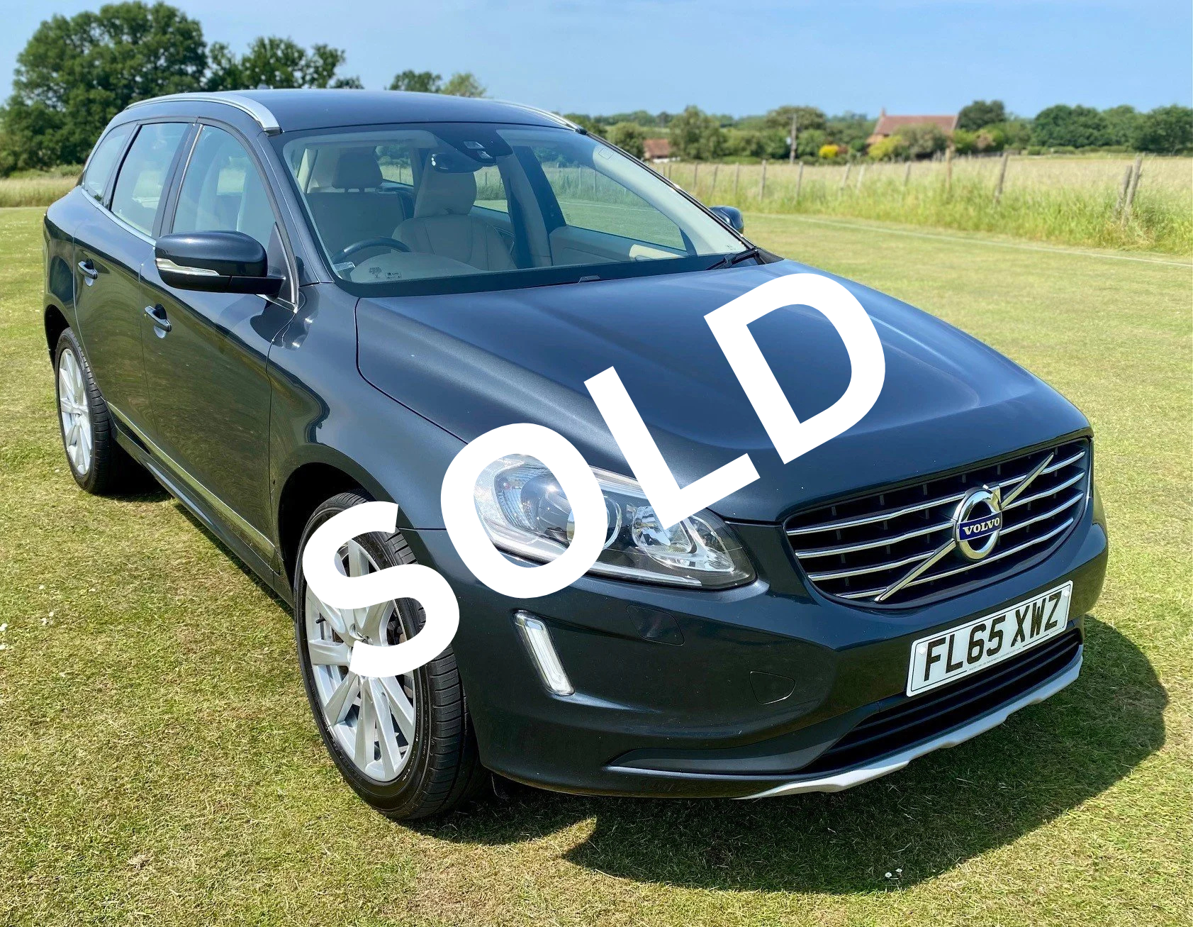 VOLVO XC60 2.4 D5 SE LUX NAV AWD