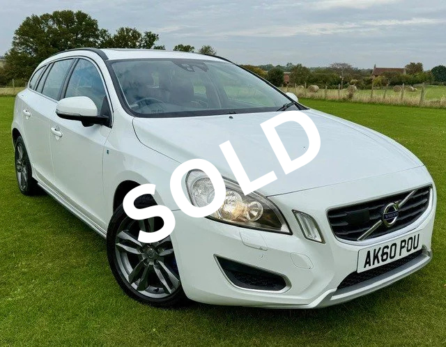 VOLVO V60 D3 SE AUTO  5-CYL