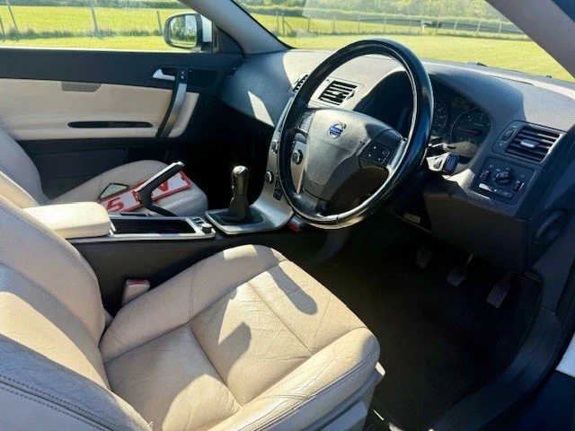 KU5910.jpg