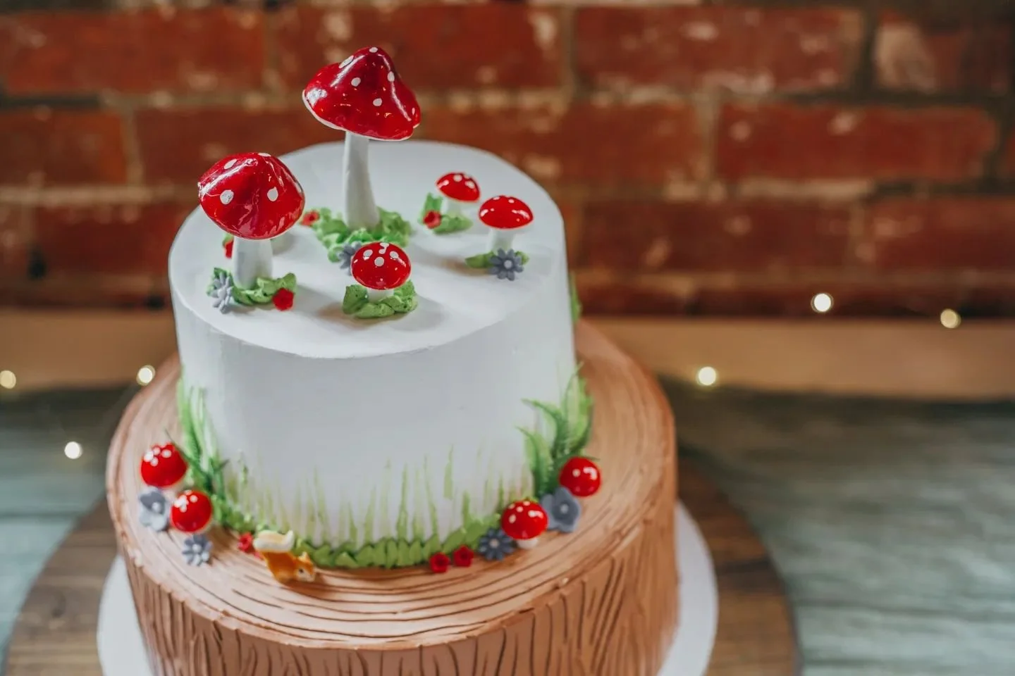 It's in the details! 🍄🐇🦌🩷

I loved all the little details that brought this shower to life!

Venue - @rochestermillsbeercompany
Cake - Mariela Cakes 
Sugar cookies - @shortnsweetmi 
Photography - @fieldstone_creative 
Signage - The Print Shop iml