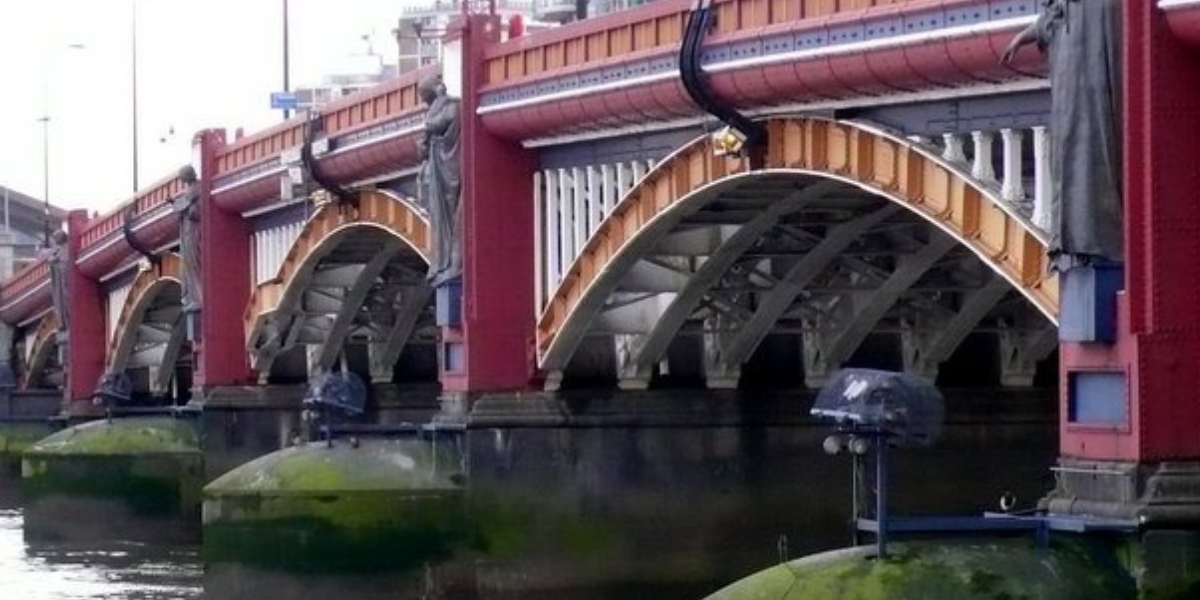 Vauxhall Bridge London