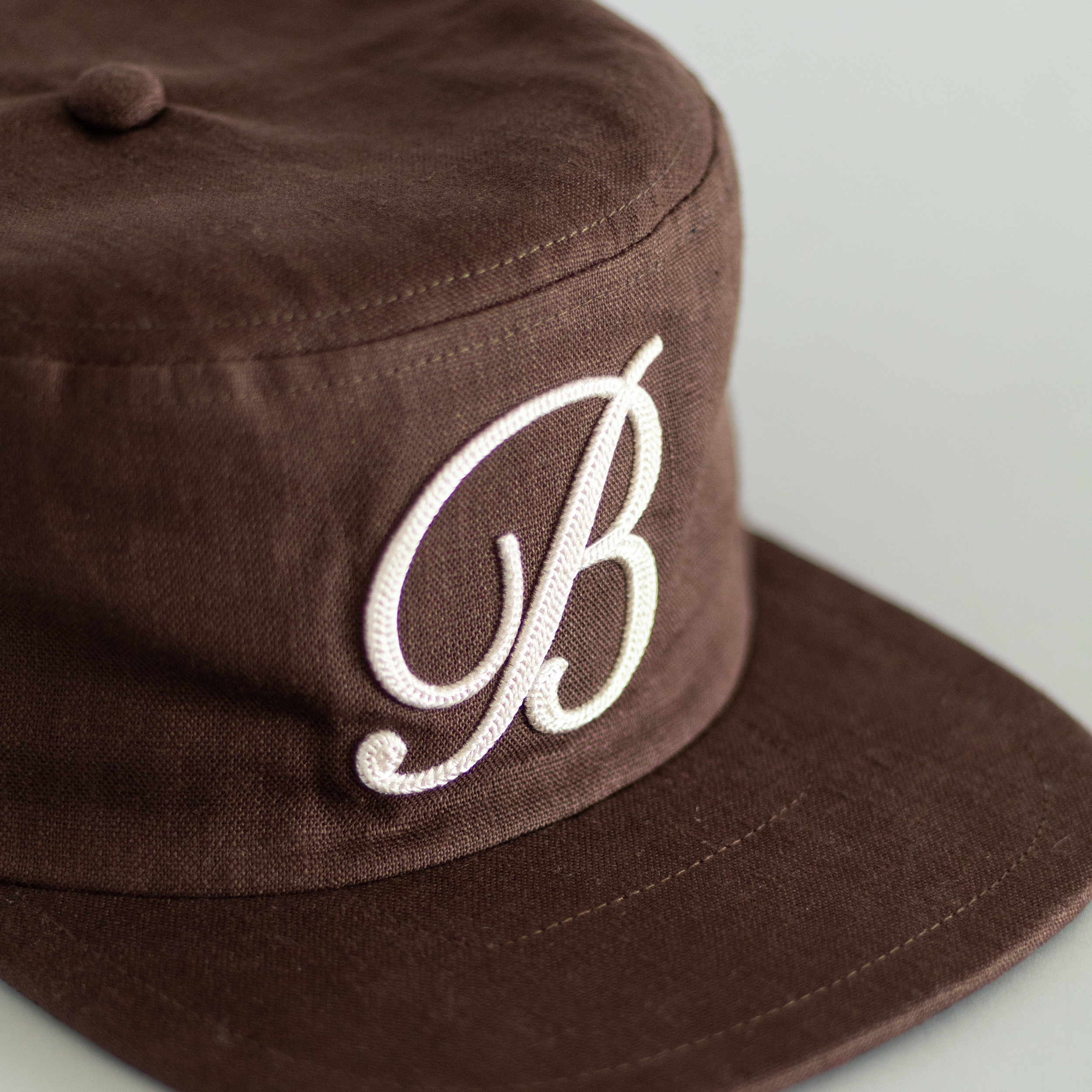 flat top linen hat detail.png