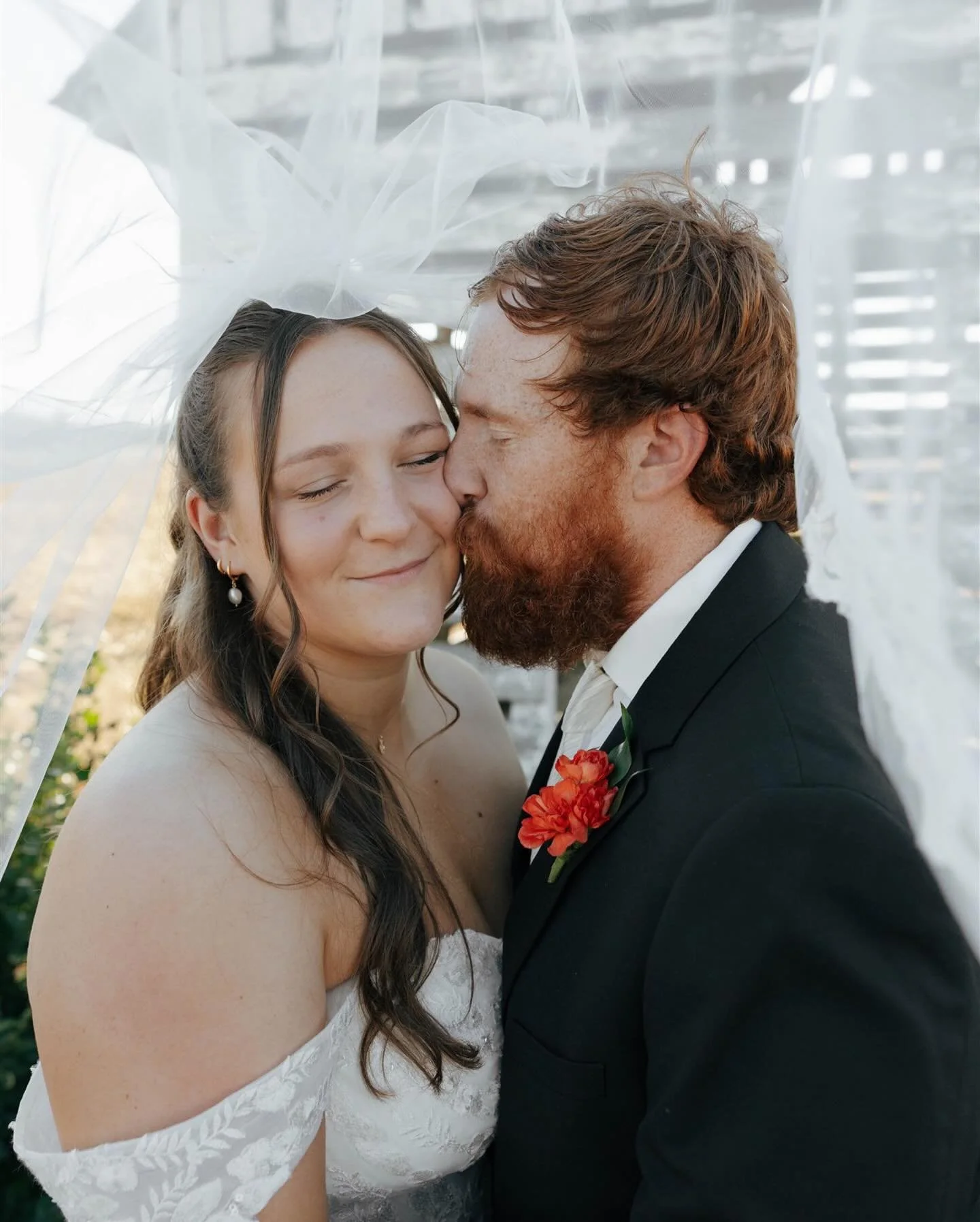 this wedding was an honor to be apart of. Brooke and I were childhood friends, who spent many summers, softball games and all of our schooling together. 😭 taylor joined the party when we were in highschool &amp; they&rsquo;ve been lovebirds ever sin