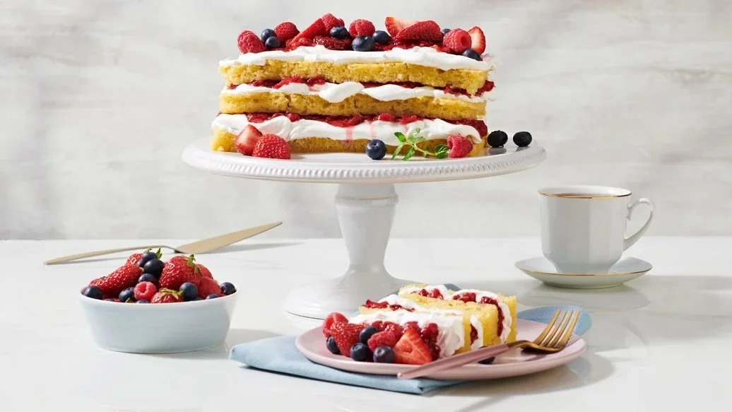 Summer Berry Layer Cake 