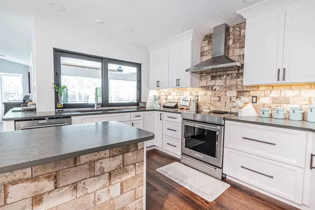Contemporary Transitional Kitchen Remodel by GLS Remodeling, LLC project photo 2