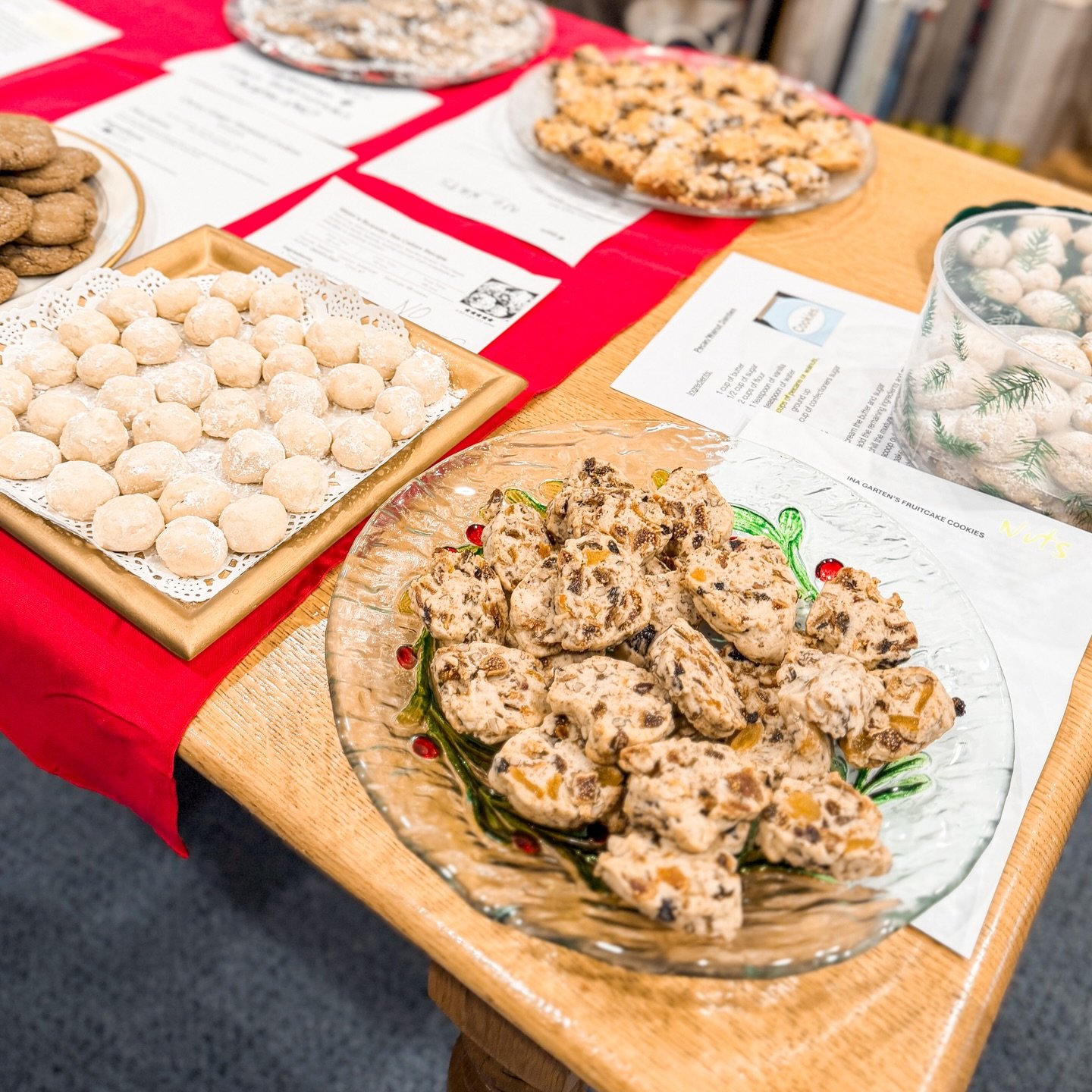 It&rsquo;s cookbook club cookie swap day! The perfect way to celebrate December 🍪