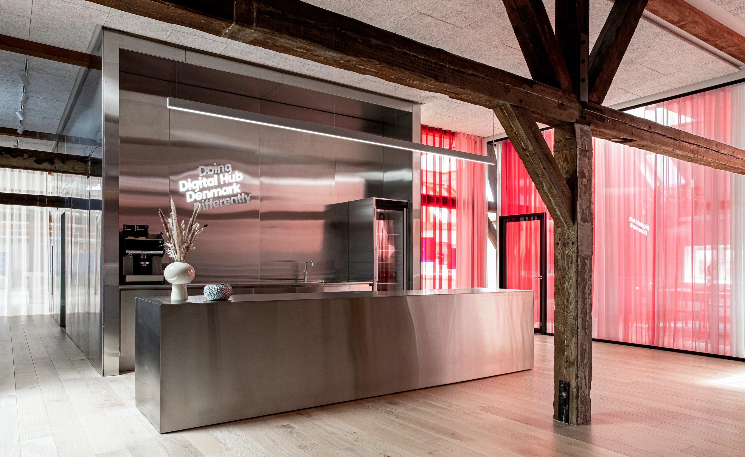 06_Studio-Marie-Persson_Digital-Hub-Denmark_Entrance-3.jpg