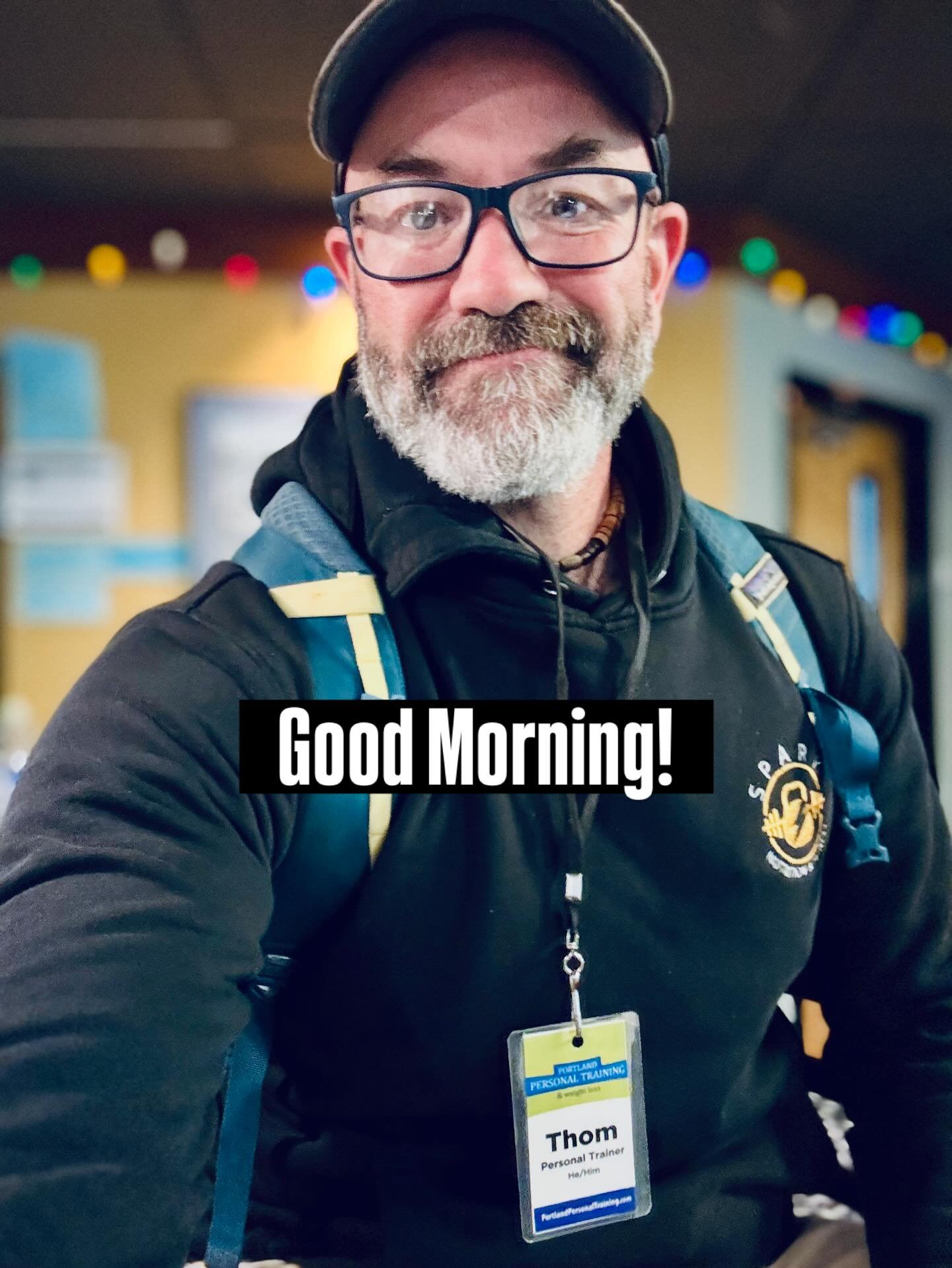 It&rsquo;s the start of a new month! Let&rsquo;s make the most of it, shall we?

Kicking things off with @portlandpersonaltraining and a lively morning client sesh! 

🔥💪

#coaching
#portland