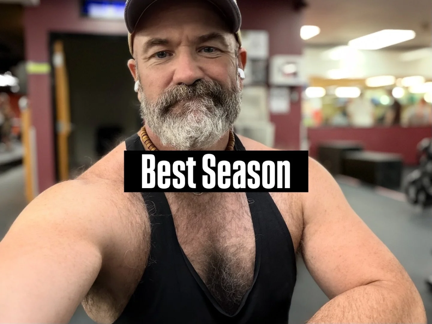 Summer has always been the best season for the gym. 

Yes, I want you all to get outside, get that sunshine and fresh air, touch grass, all of that. 

BUT ALSO

(The volume of other people at the gym is LOW in the summer and if you don&rsquo;t care f