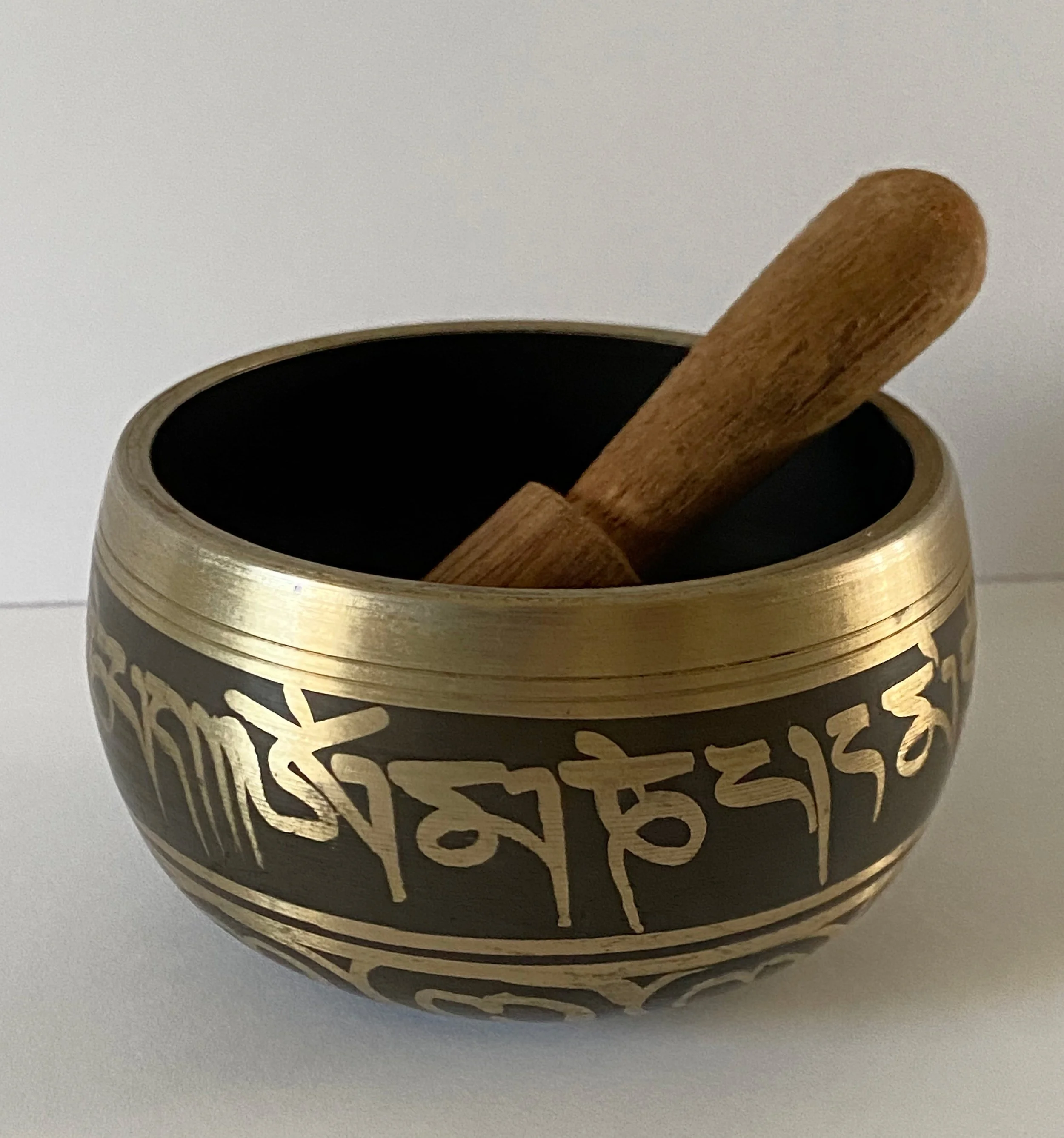 brass bowl 1.jpg