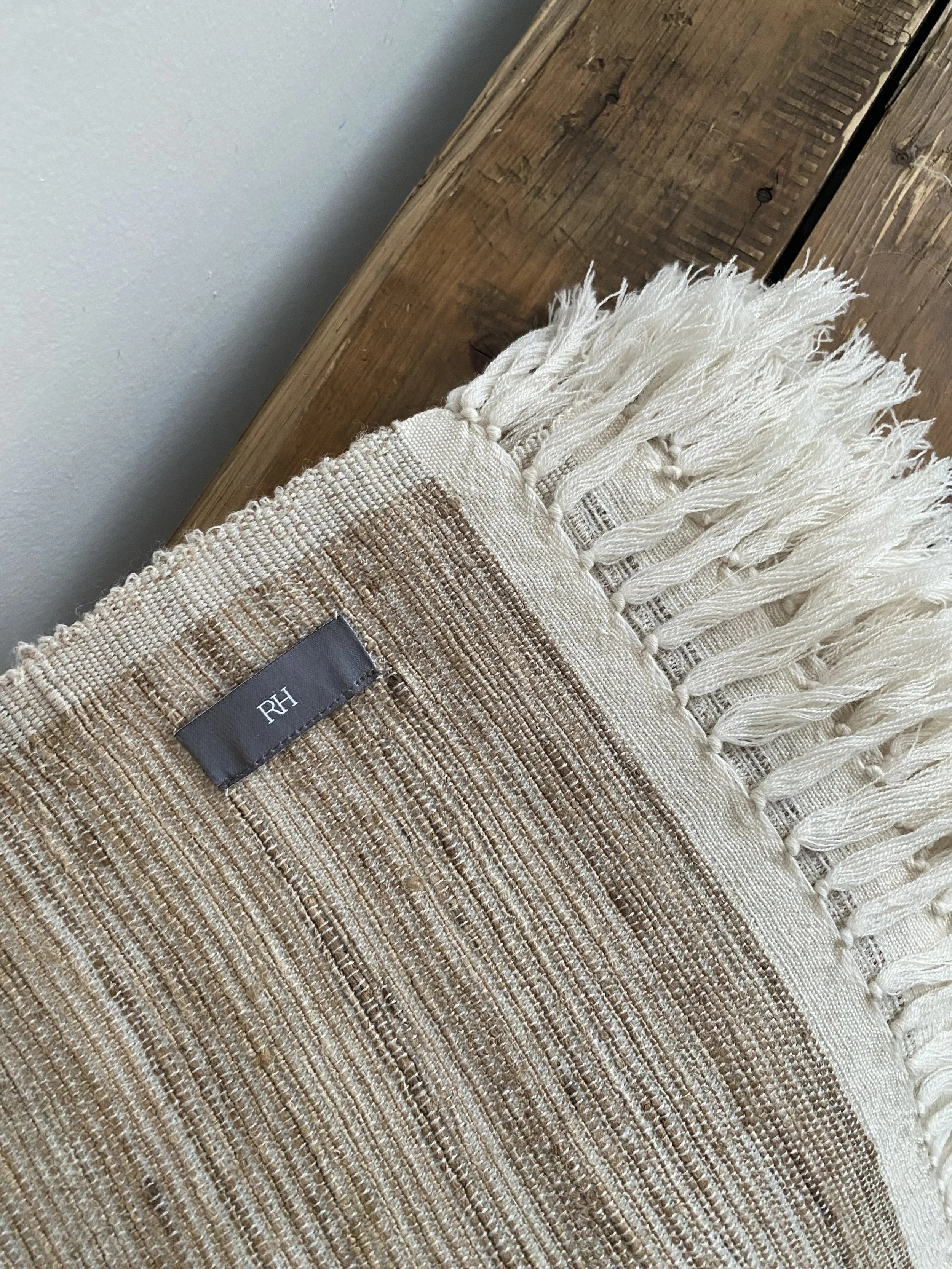 27689ed1-549e-4c70-a3e1-f015dab4bff9.jfif