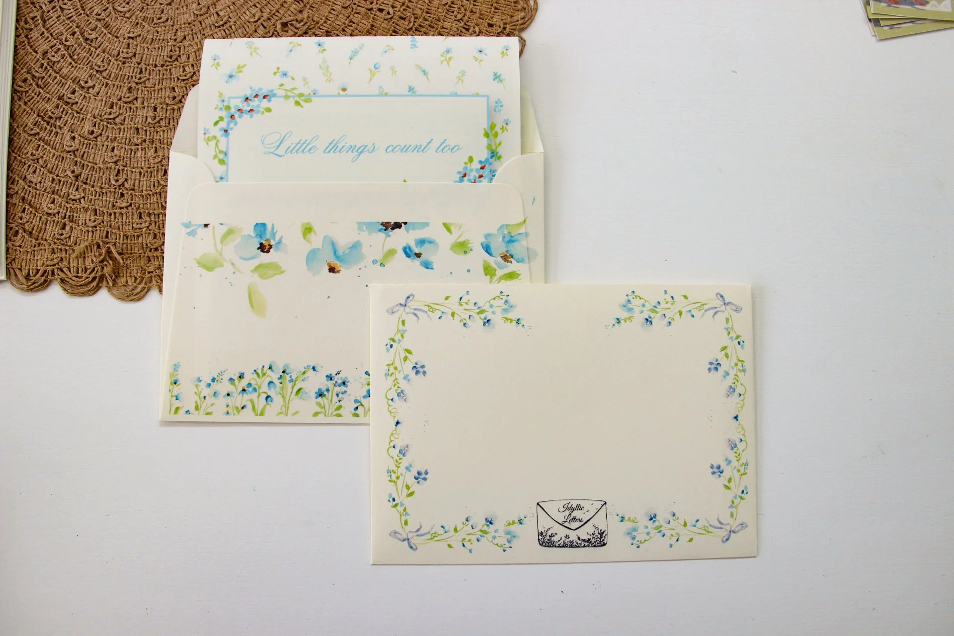 Idyllic Letters - A Simple life mailclub