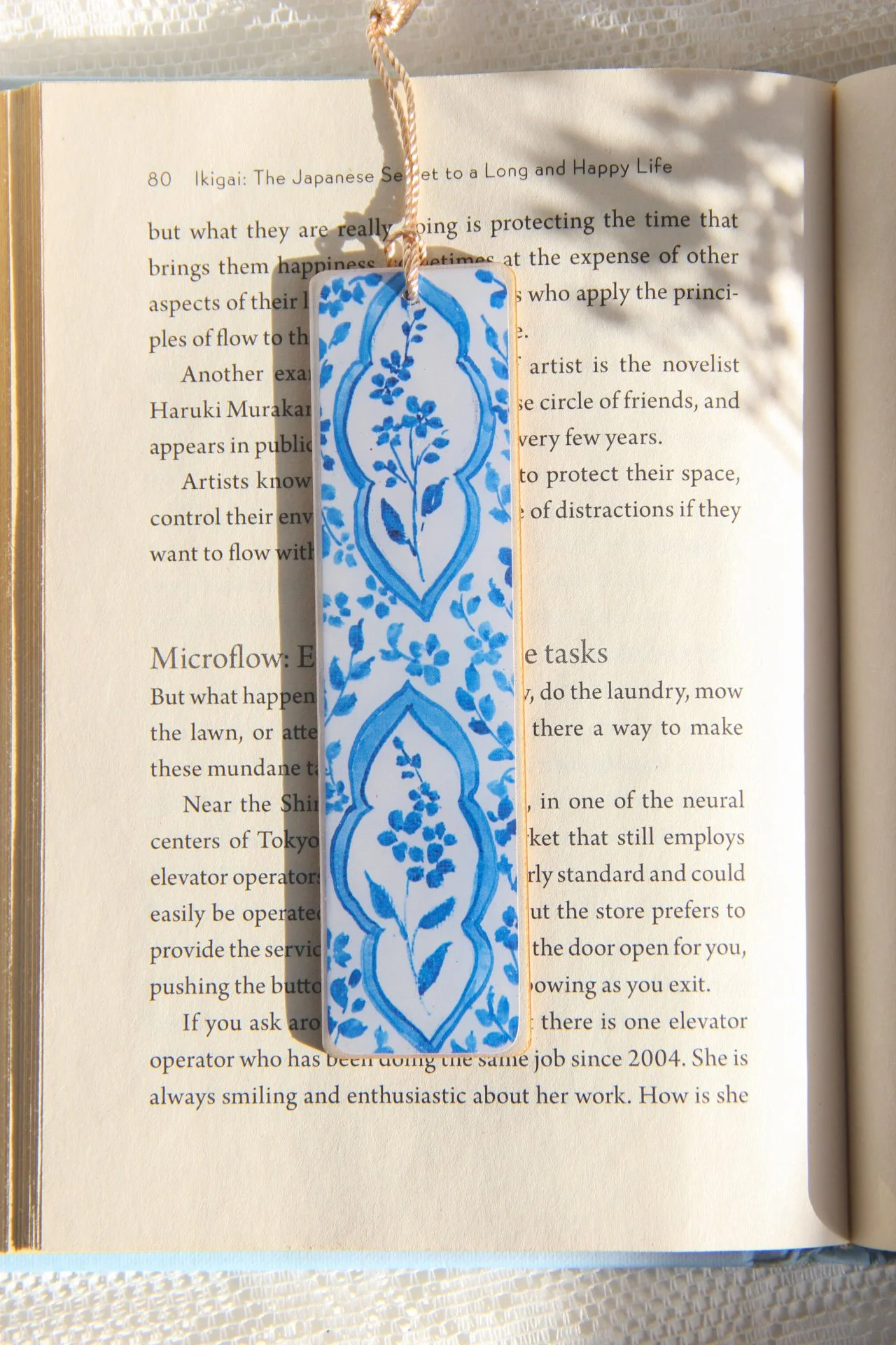 Set of illustrated bookmarks with intricate blue-and-white floral and ornamental patterns inspired by Dutch Delft ceramics and Jaipur blue pottery from India