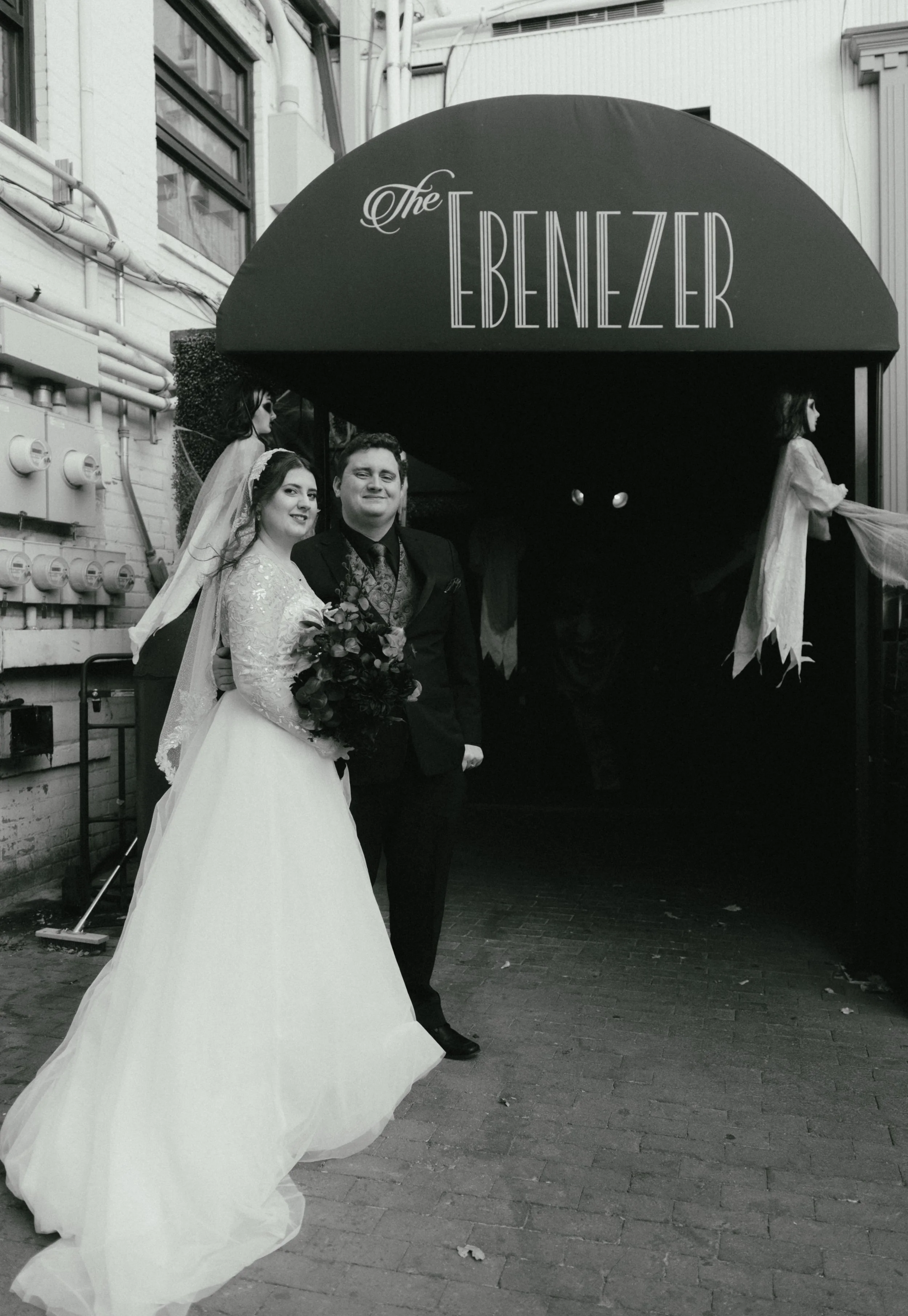  B&W Eamon&Gina-4.jpg