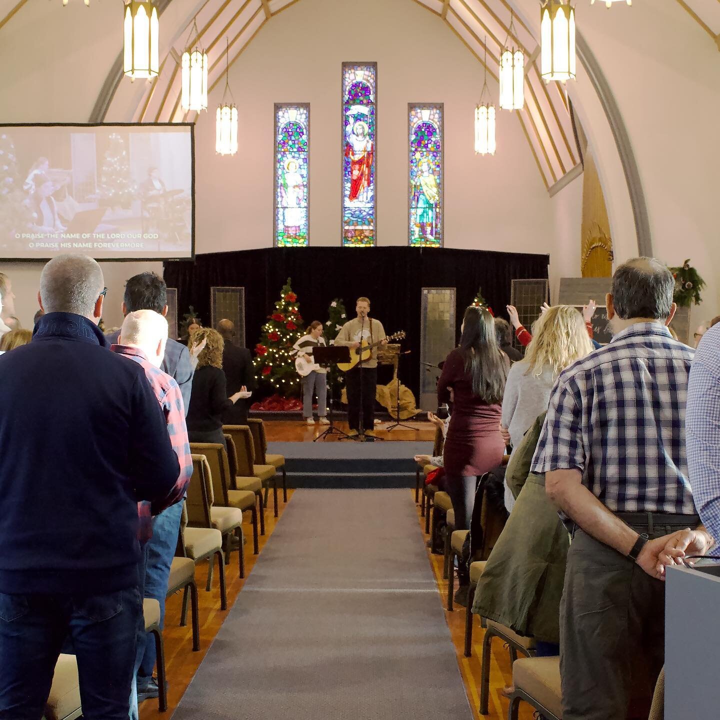 &bull; Worship is such a powerful way to connect with the Lord and feel his presence. The amazing Worship Team here at Gateway Church South Osborne strives to have Jesus in their hearts when they play for Him. 
&bull; If you&rsquo;re looking to find 