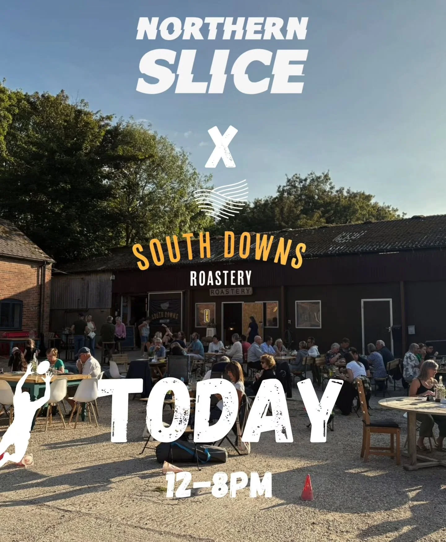 The sun is shining and pizzas and drinks are underway at the Roastery!

Come and enjoy some incredible food and drink on the farm. Food served until 8PM. Cheers! 

#streetfood #pizza #craftbeer #streetfood #saturdaynight