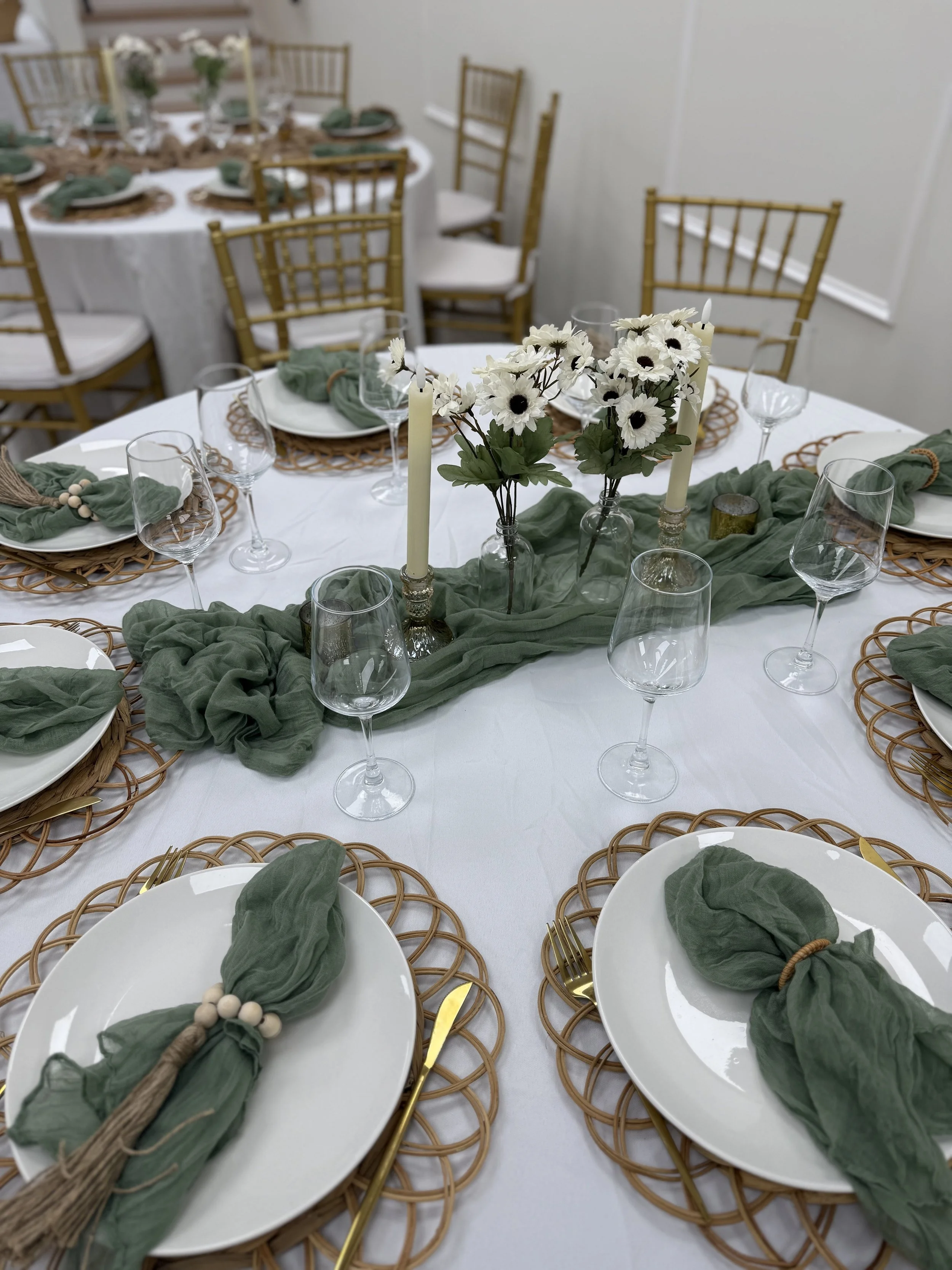 table settings .jpg