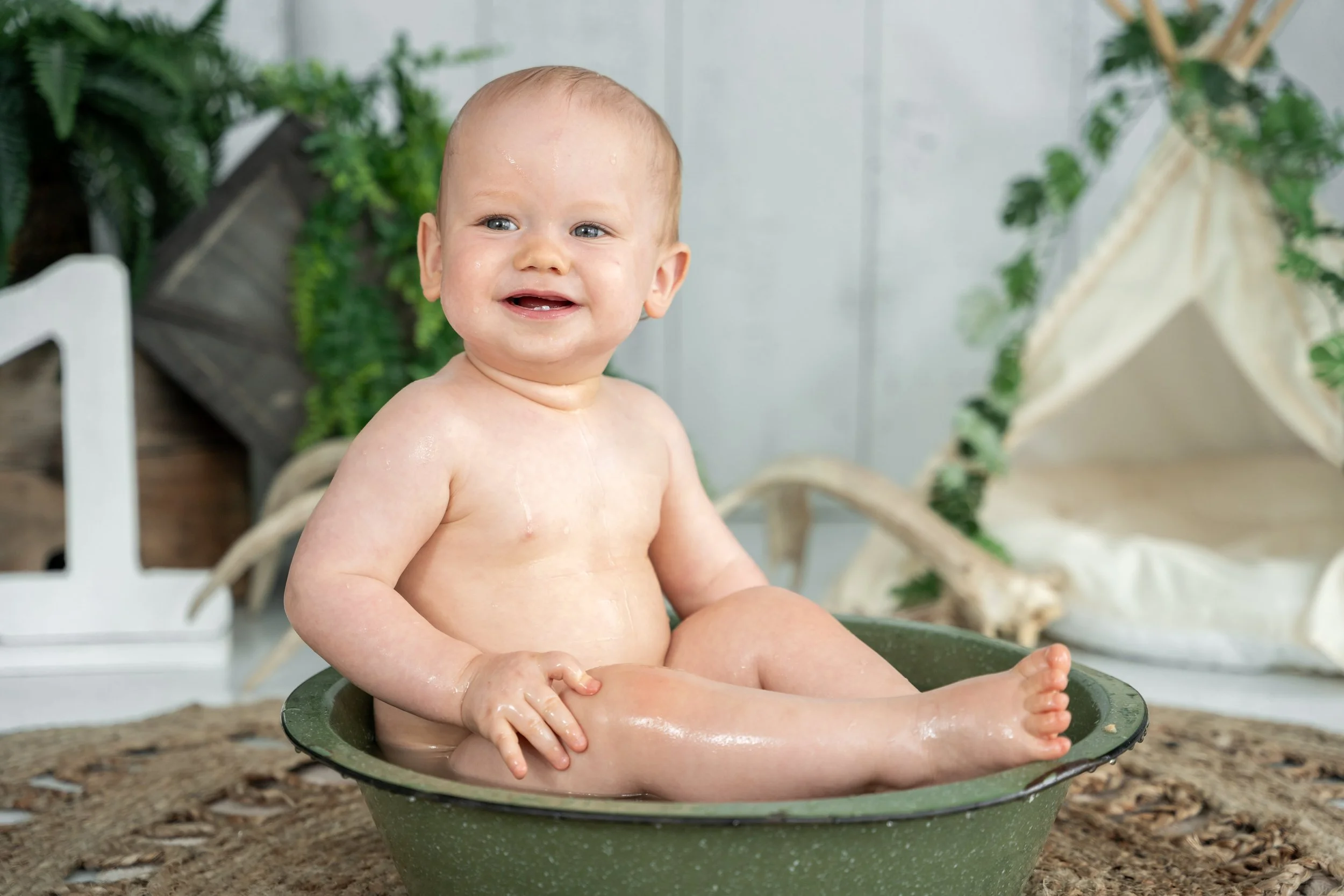 What to Expect at Your Child's Milestone or Cake Smash Session