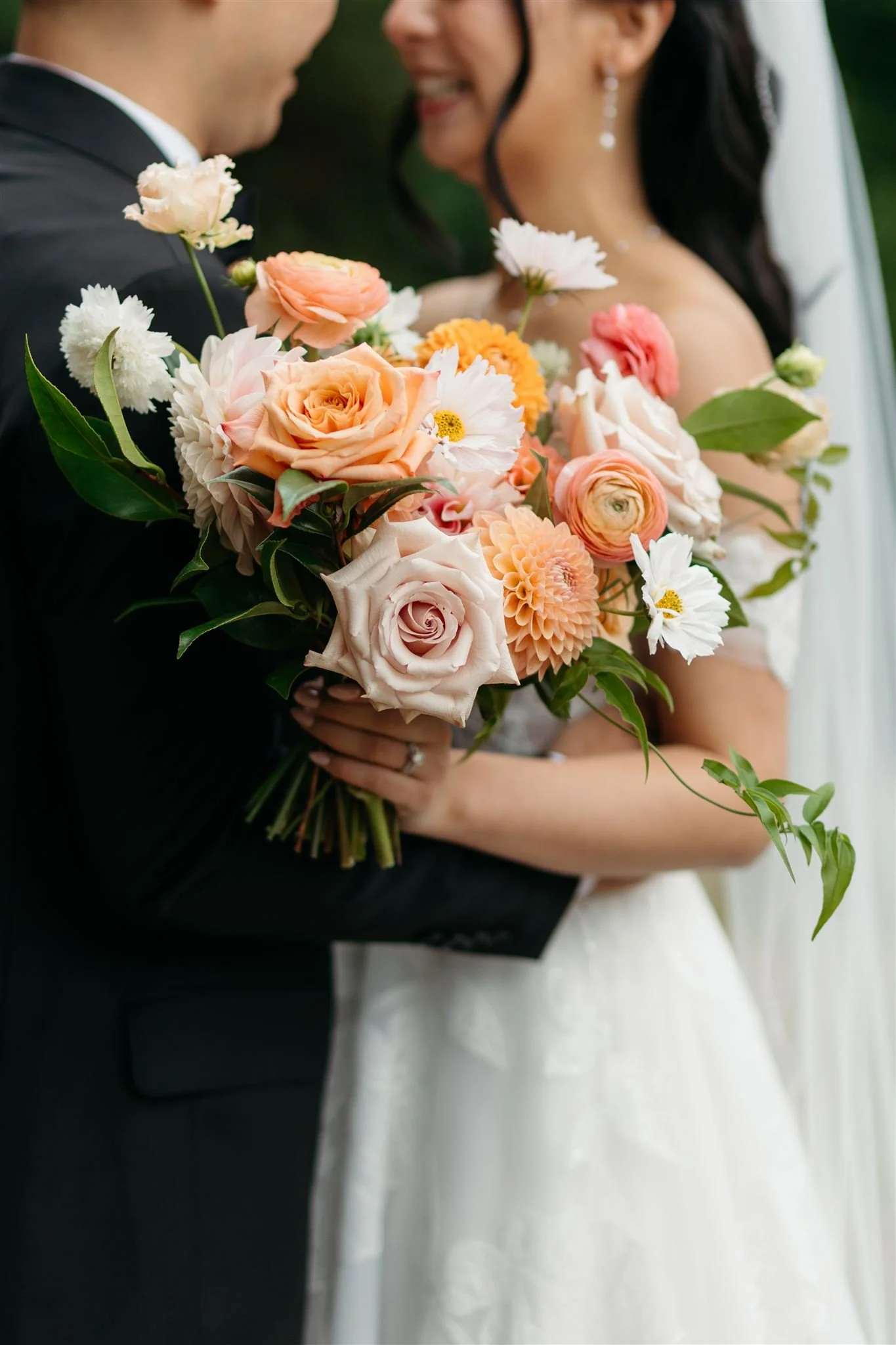 kim-darion-wedding-sneak-peeks-011_websize.jpg