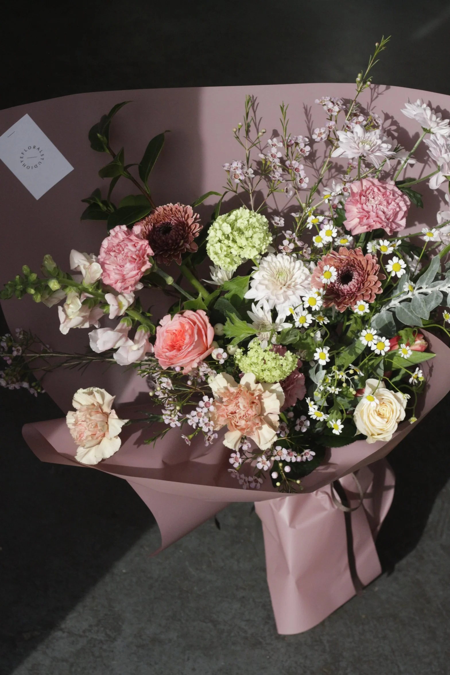 V-DAY Seasonal Bouquet