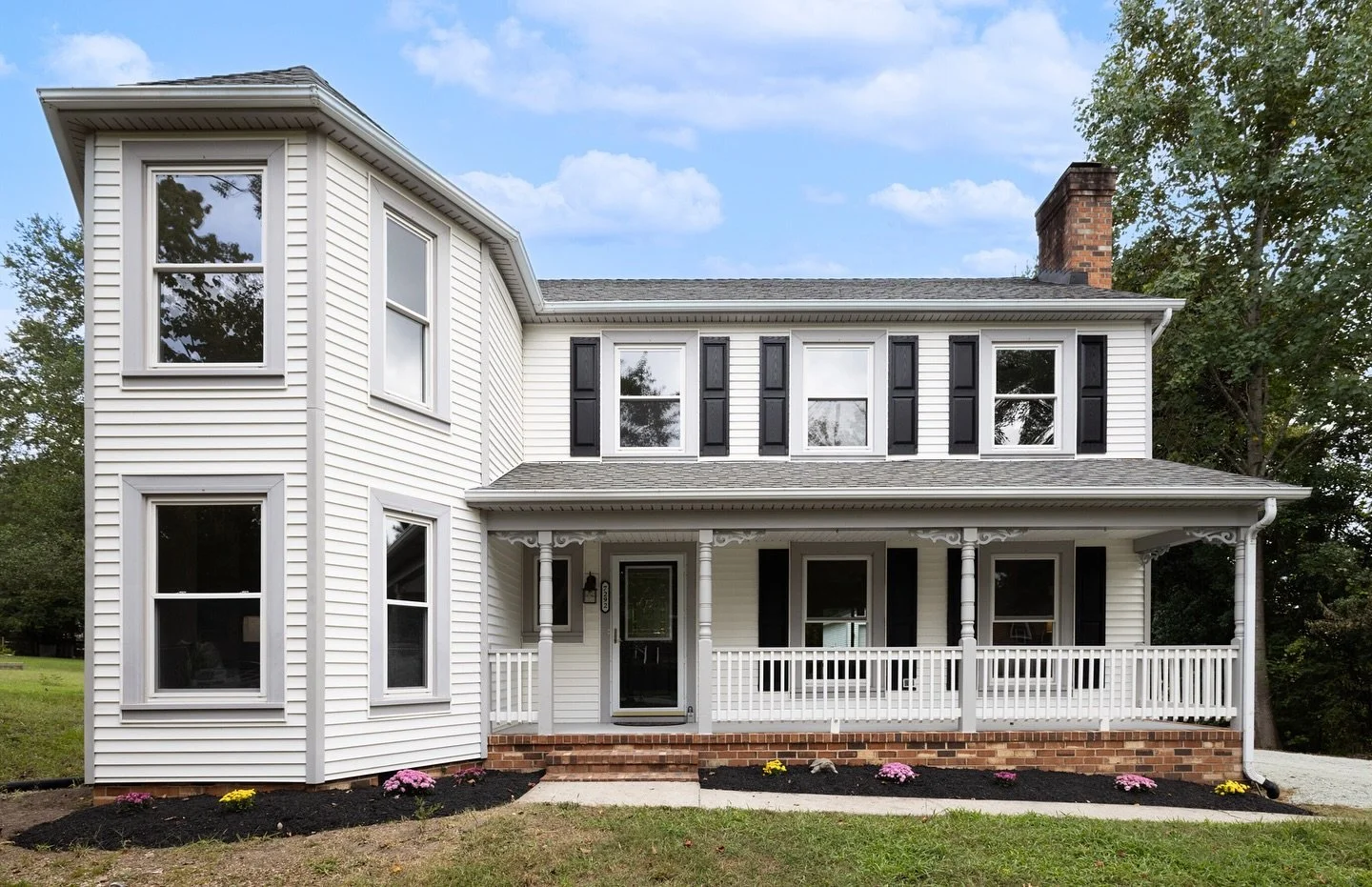 🏡 UNDER CONTRACT! We are thrilled to announce that the beautifully renovated home at 7292 Bluebird Way in the heart of Mechanicsville is now under contract! Situated on nearly a 1/2 acre lot, this stunning home has captured the attention of its new 