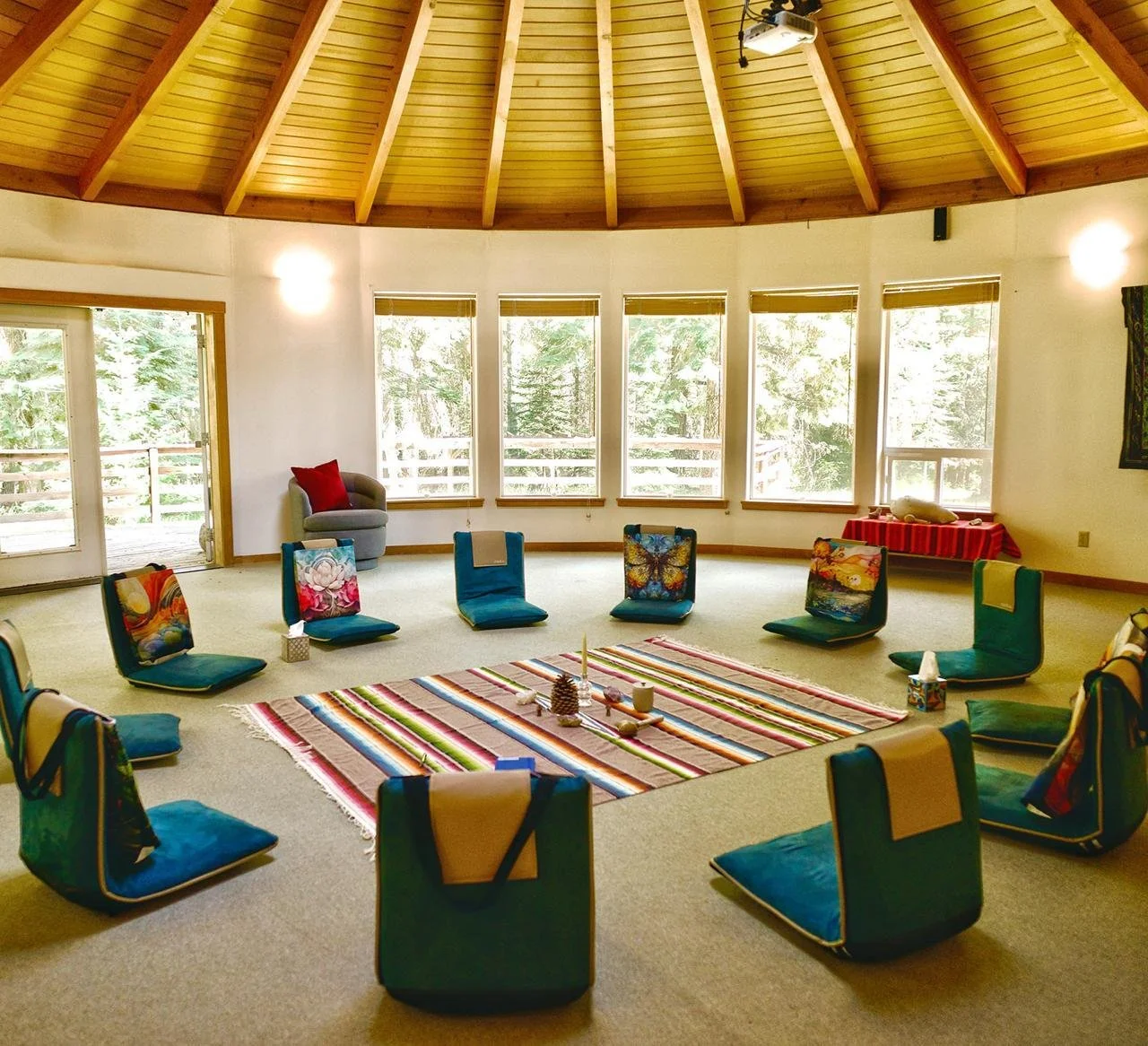 Group session room at Confluence Retreats Oregon..jpeg