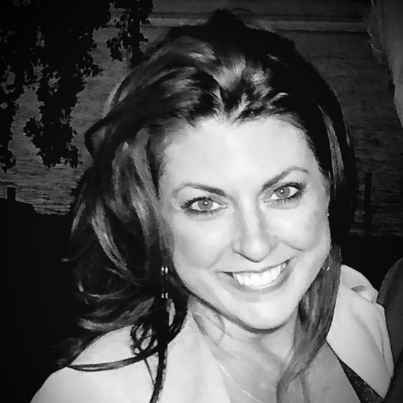 Lynda Barzee