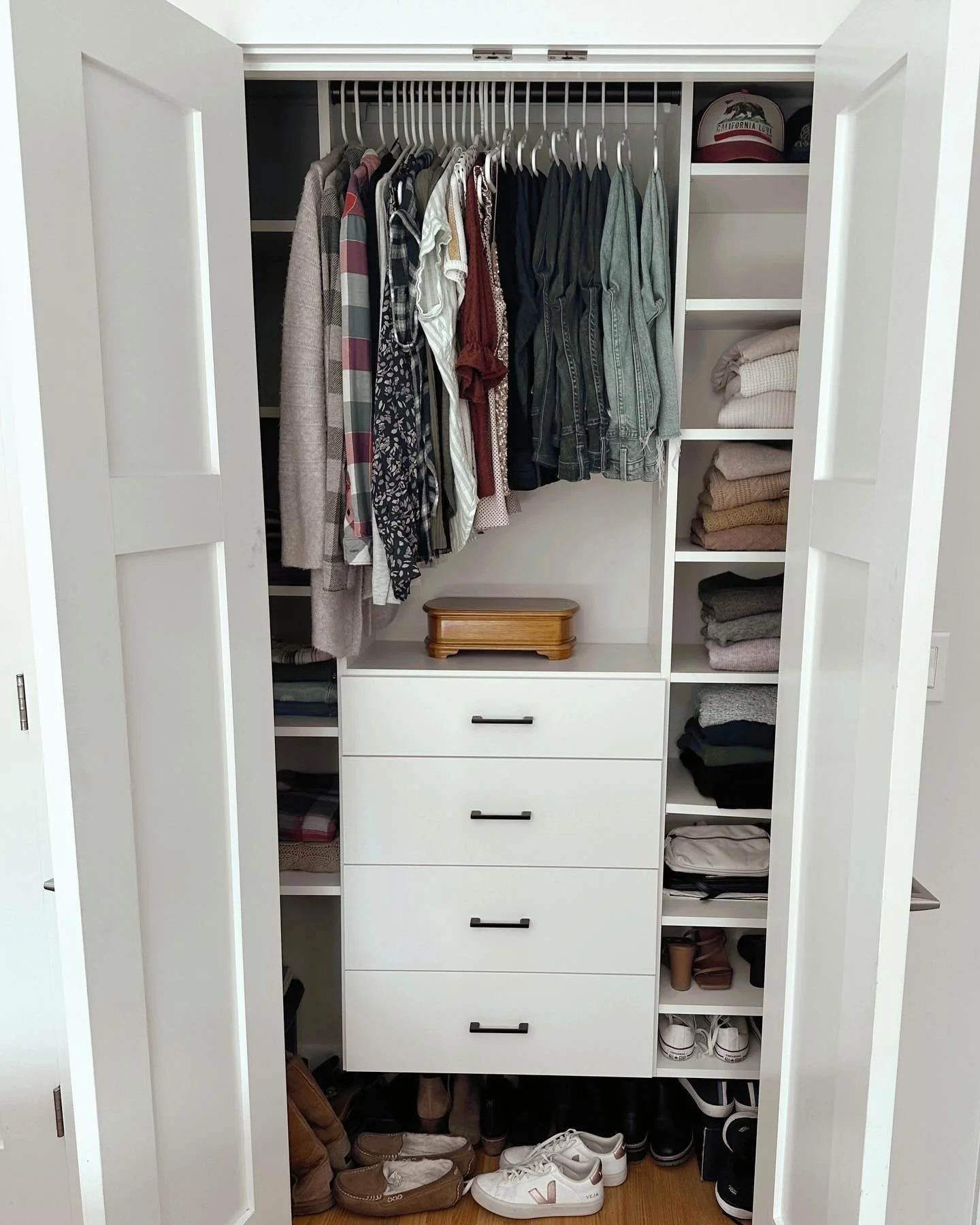 Beautiful closet transformation! Swipe to see the before photos. We did a piece by piece wardrobe edit and reorganization. This process is much quicker, easier, and more satisfying than you would expect. I promise. 😊

Also, no new product was used! 