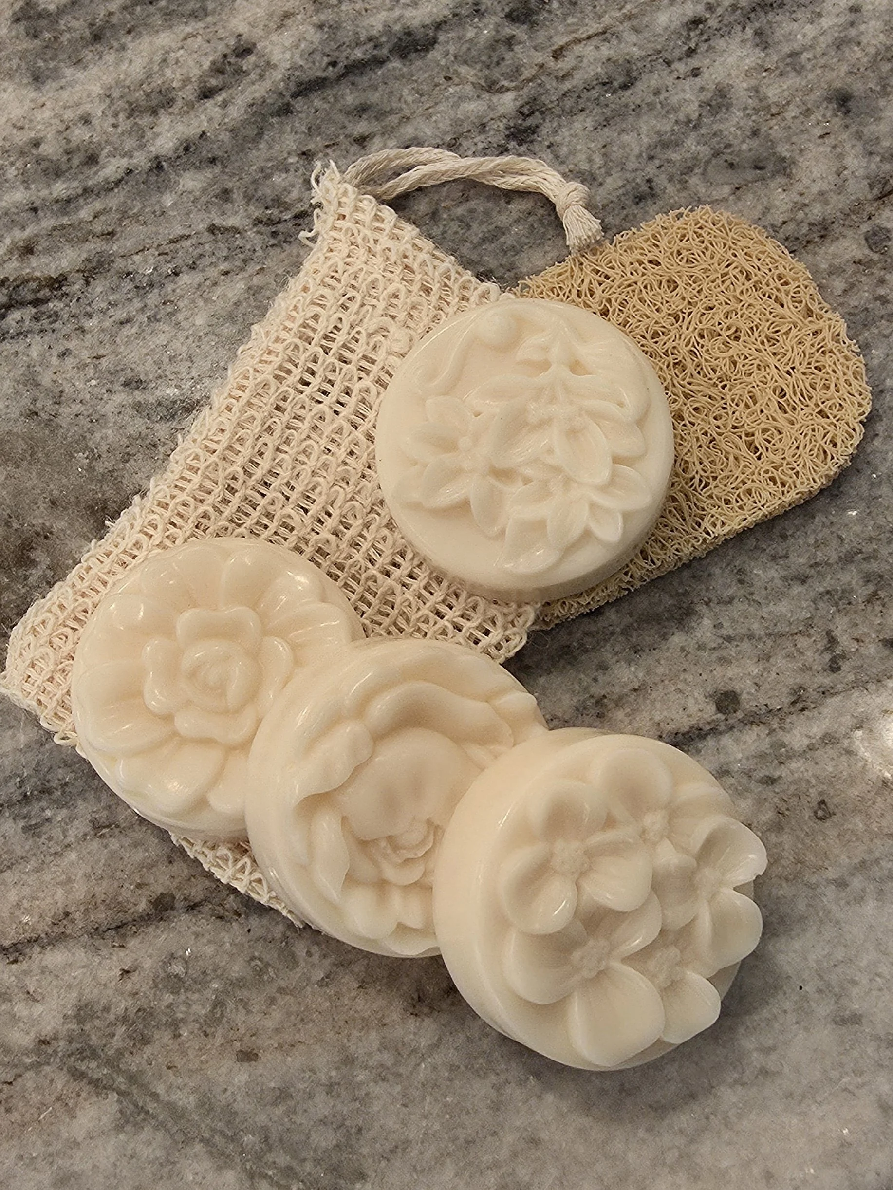 Lavender Goat Milk Soap — Hand-Poured Farmhouse Bars